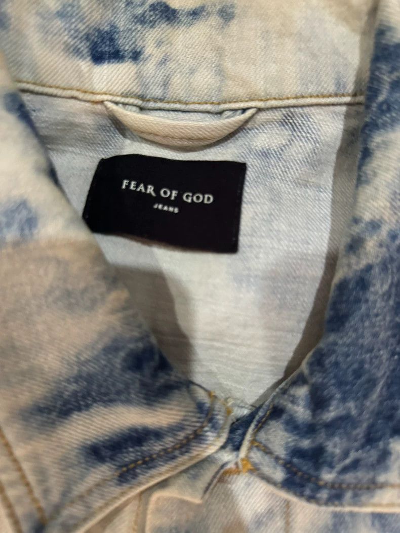 Fear of God Fear of God Snowflakes render ink-splashed denim Size US M / EU 48-50 / 2 - 2 Thumbnail