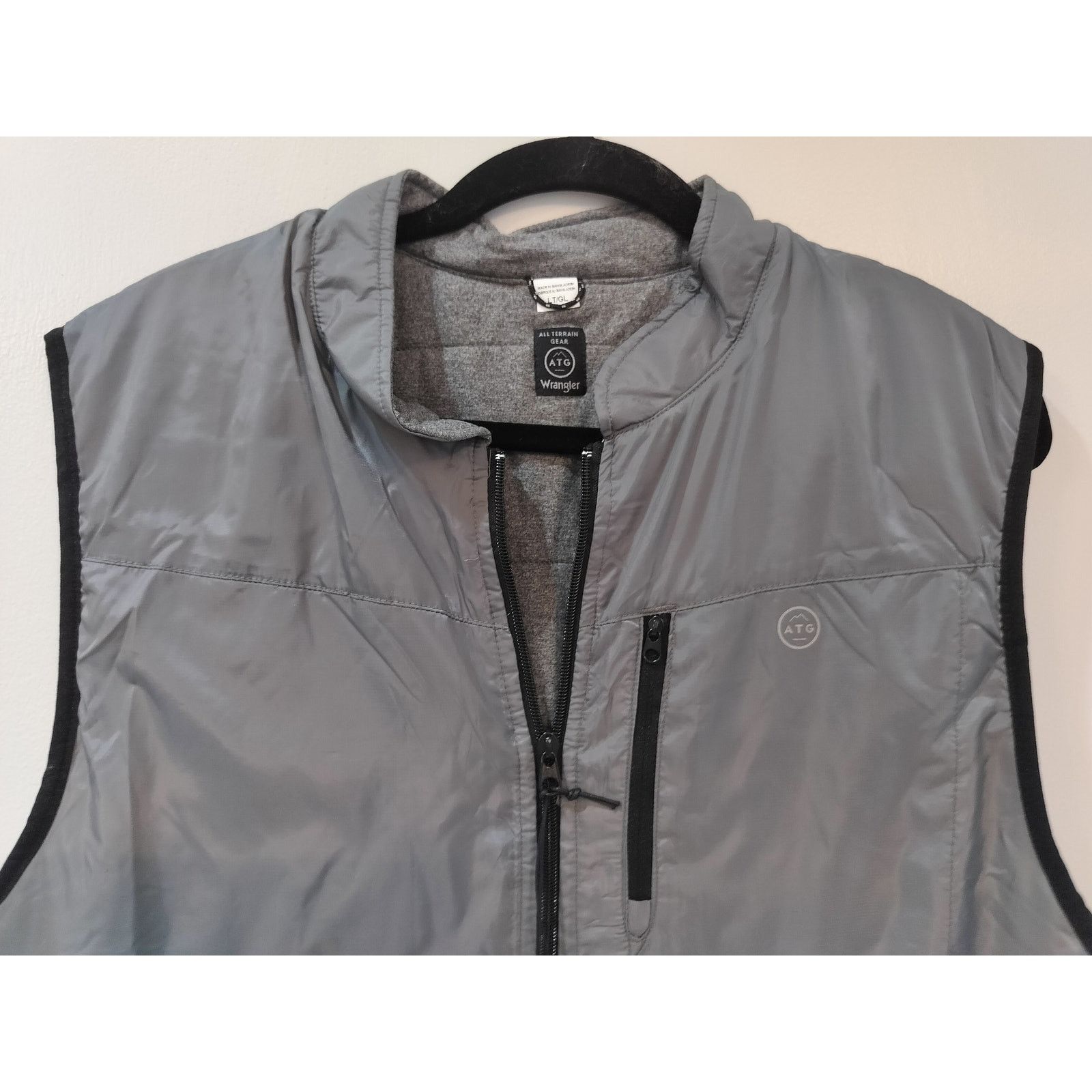 Wrangler Wrangler ATG Reversible Vest Gray Water Resistant Men’s LT Size US L / EU 52-54 / 3 - 2 Thumbnail