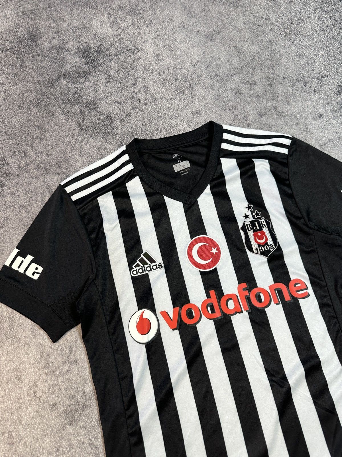 Adidas Adidas Beshiktash Vodafone Soccer Jersey Turkey S 17/18 Size US S / EU 44-46 / 1 - 2 Thumbnail