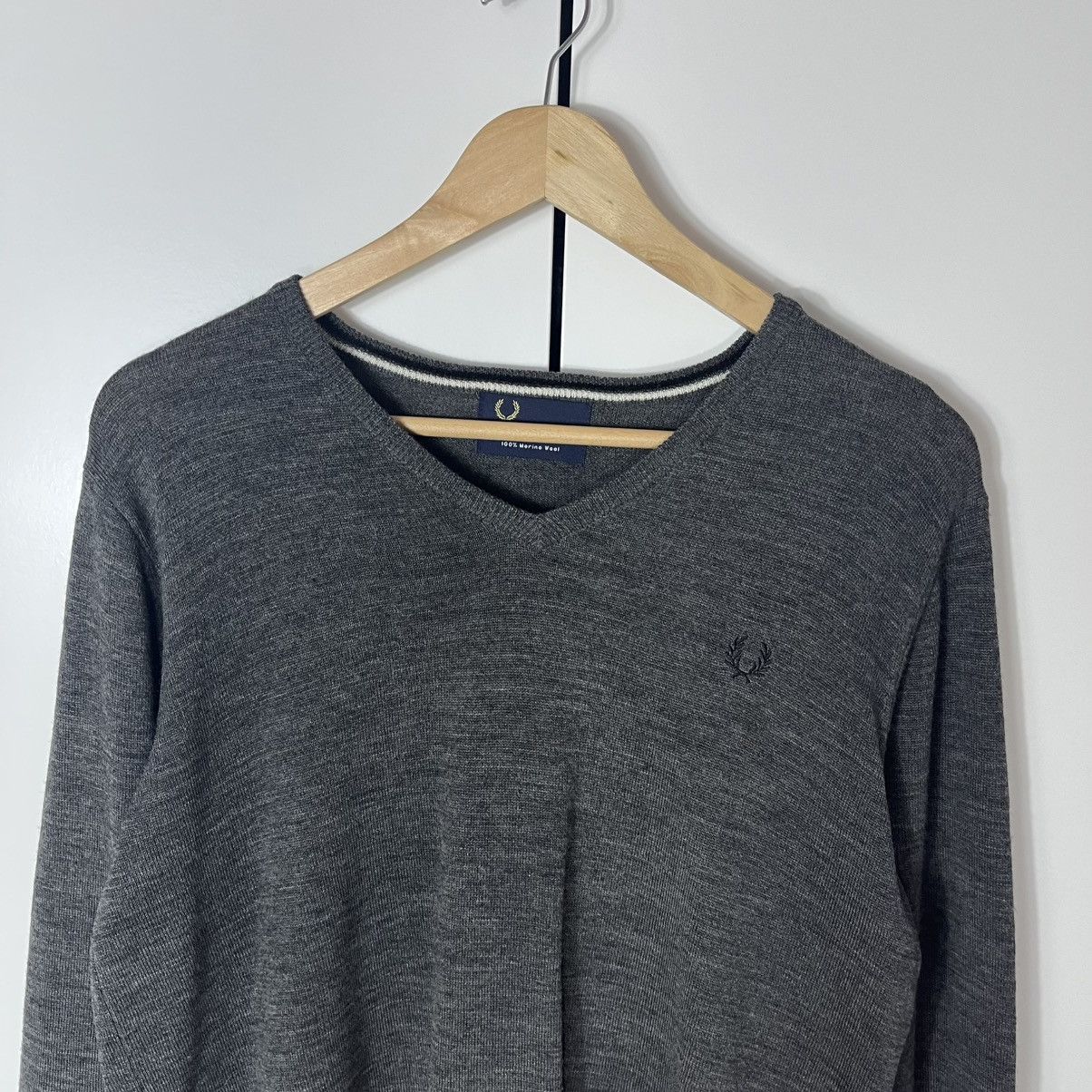 Fred Perry Fred Perry Grey Wool Sweater V-Neck Streetwear Y2K Designer Size US M / EU 48-50 / 2 - 2 Thumbnail