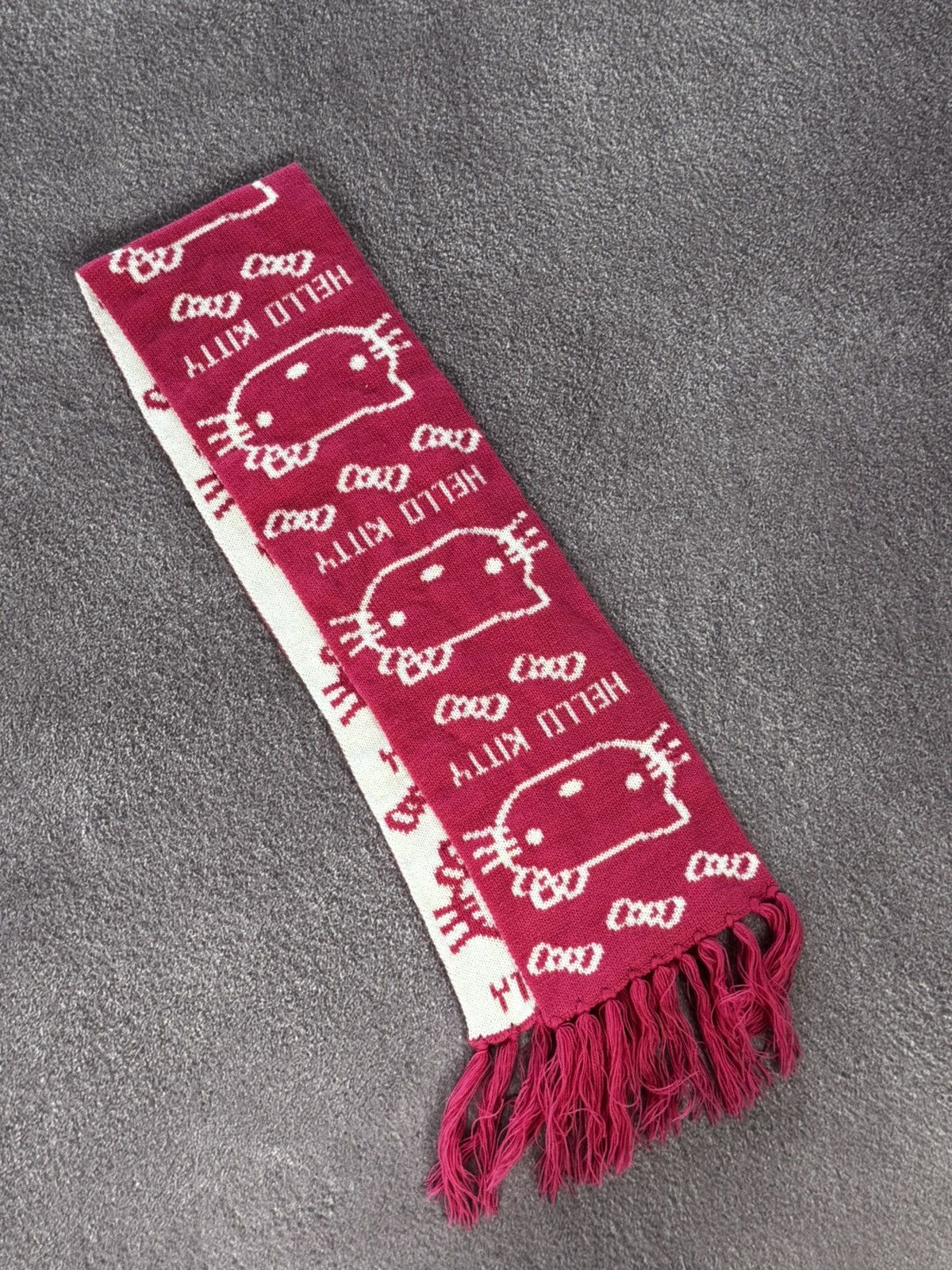 Japanese Brand Vintage Hello Kitty scarf Collection Size ONE SIZE - 6 Thumbnail