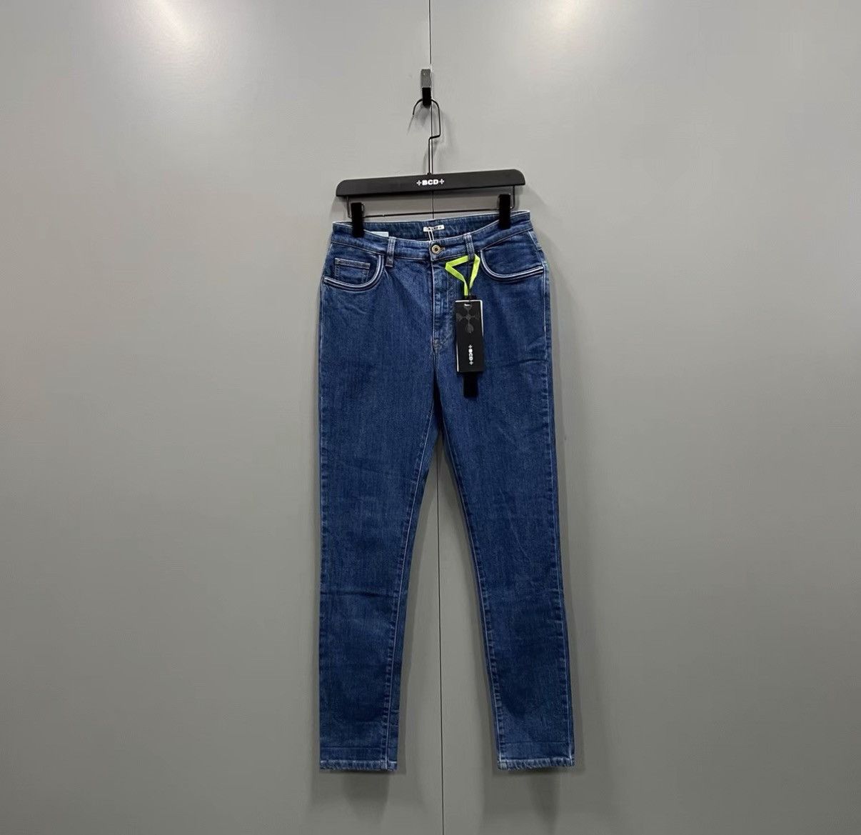 Miu Miu Miu Miu Blue Jeans J41 Size 28" / US 6 / IT 42 - 1 Thumbnail