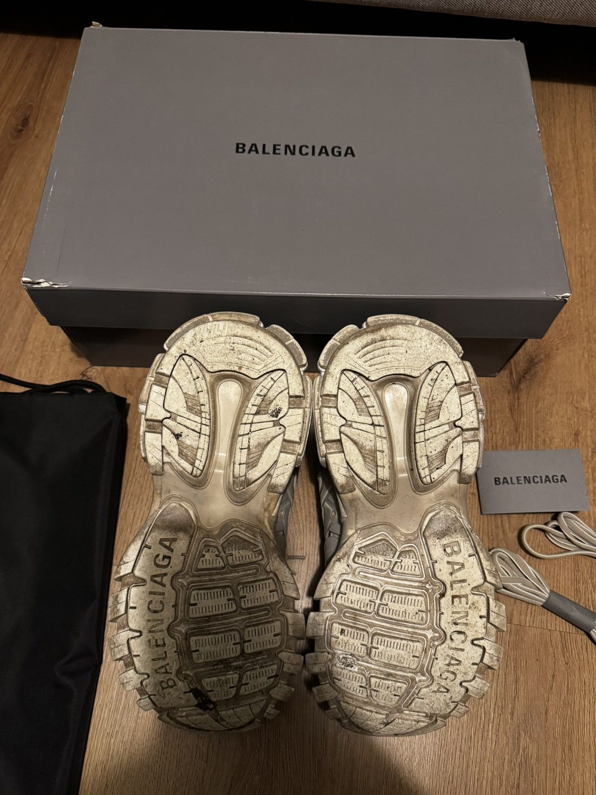 Balenciaga Balenciaga track sneaker faded beige size 42 Size US 9 / EU 42 - 7 Thumbnail