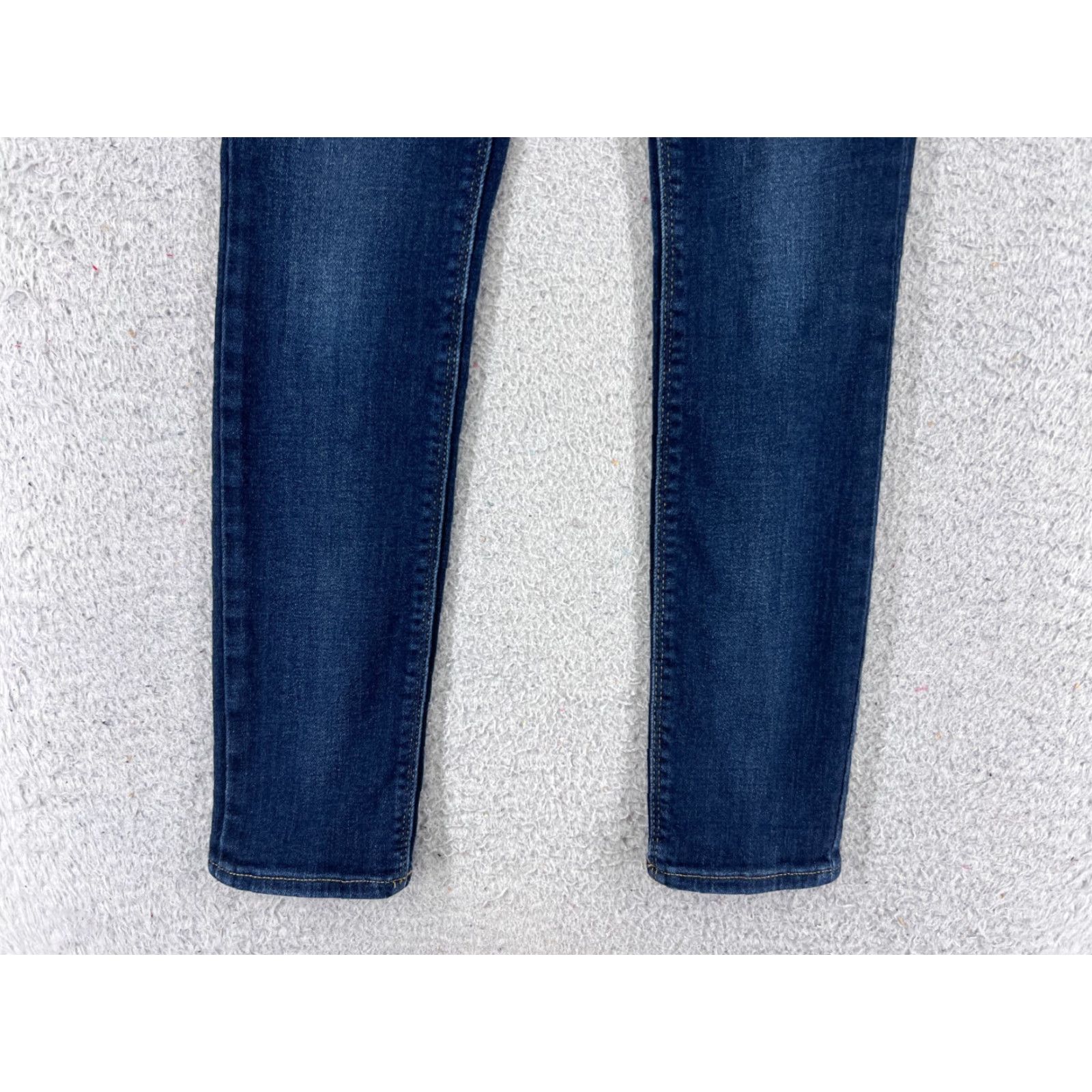 Lucky Brand Lucky Brand Jeans Women Blue Denim Skinny 00 Low Rise 27x23 5-Pocket Cotton Blend Vintage? No 90s Theme 23X27 Size 24" / US 00 / IT 34 - 2 Thumbnail
