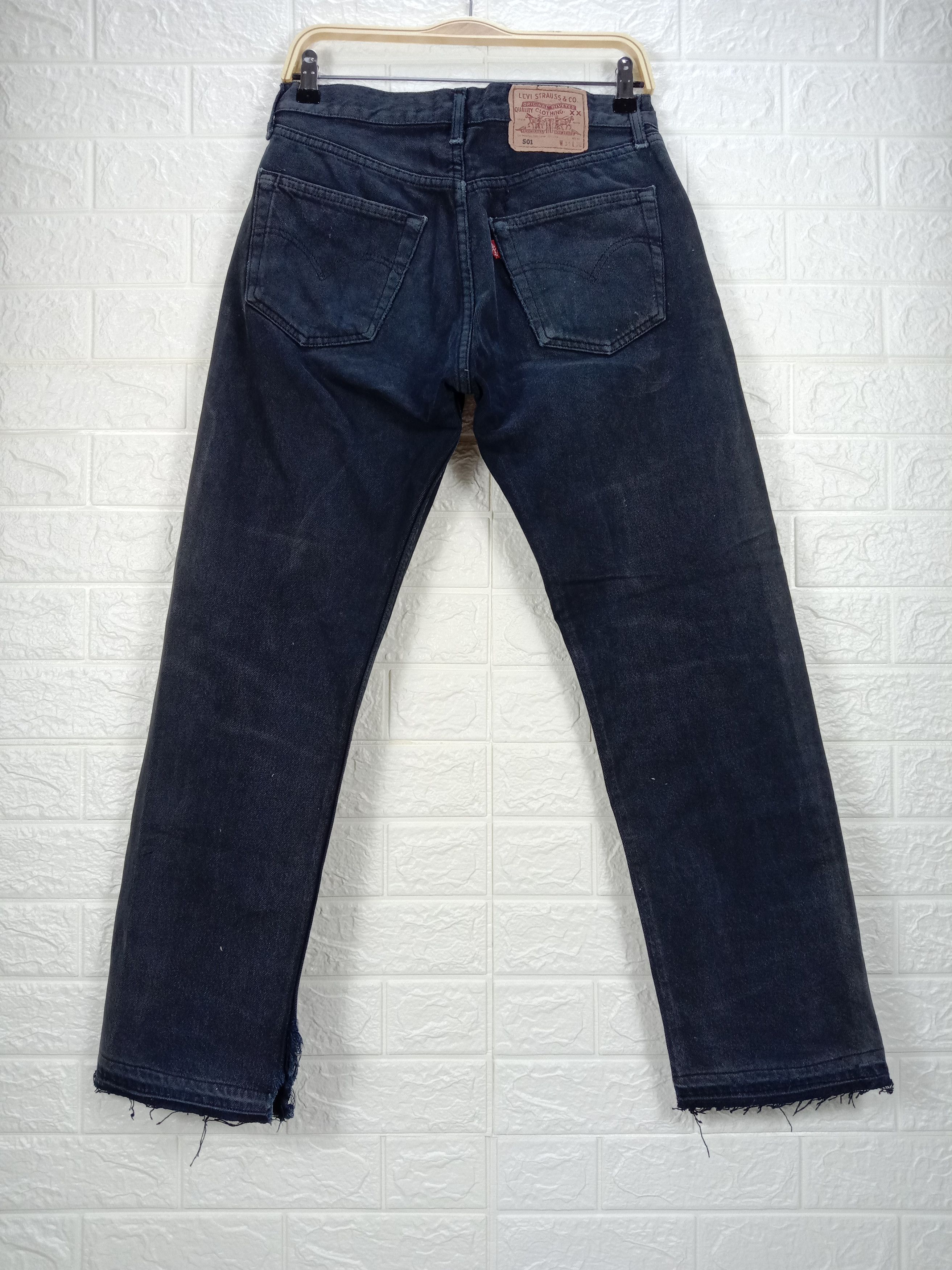 Levi's Vintage Levi's 501 Jeans Faded Black Distressed Denim Size US 31 - 5 Thumbnail