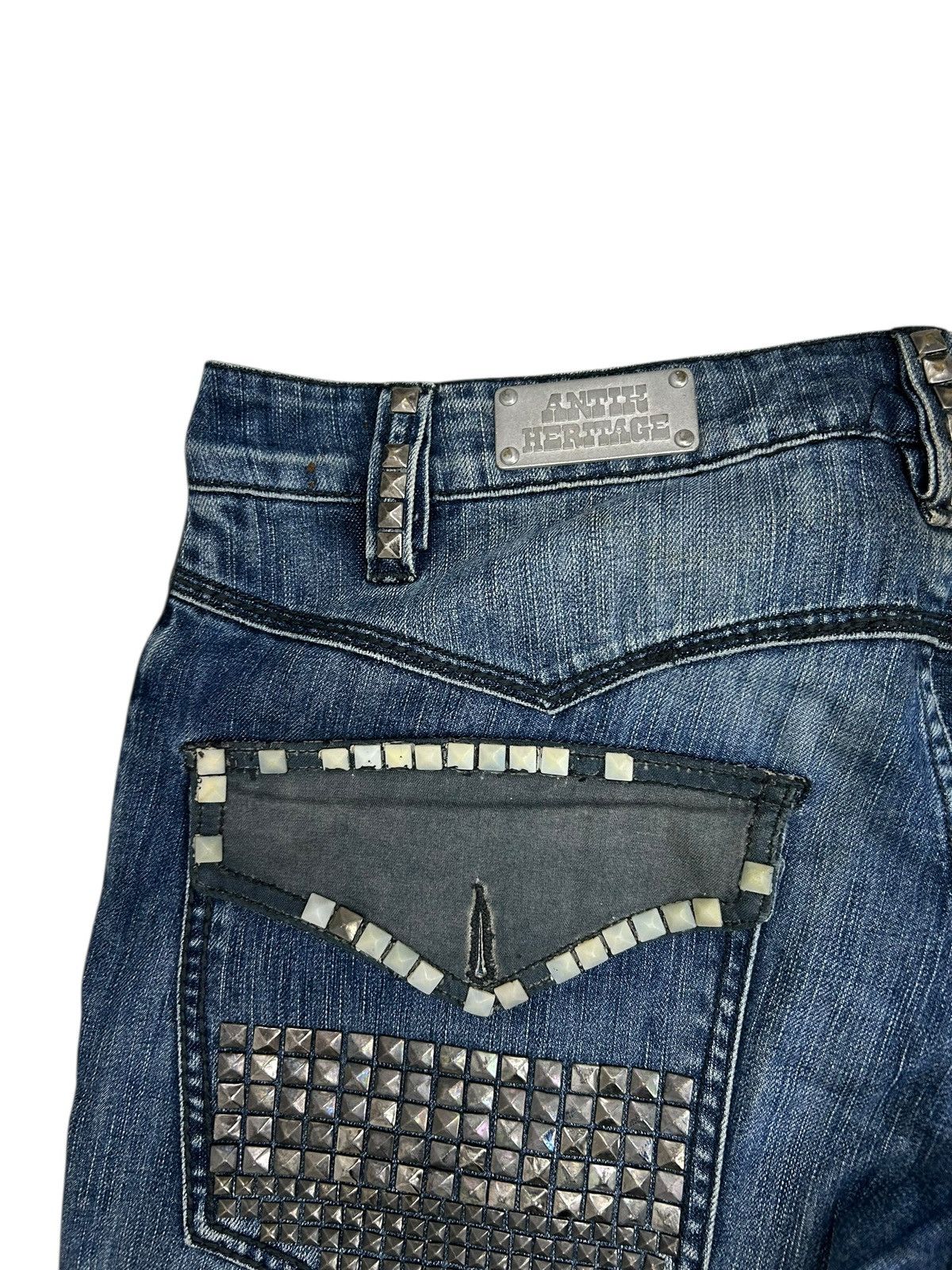20471120 × GOSTAR DE FUGA × Japanese Brand Antik Heritage Denim Baggy Style Studded Mud Washed Distress Size US 34 / EU 50 - 14 Thumbnail