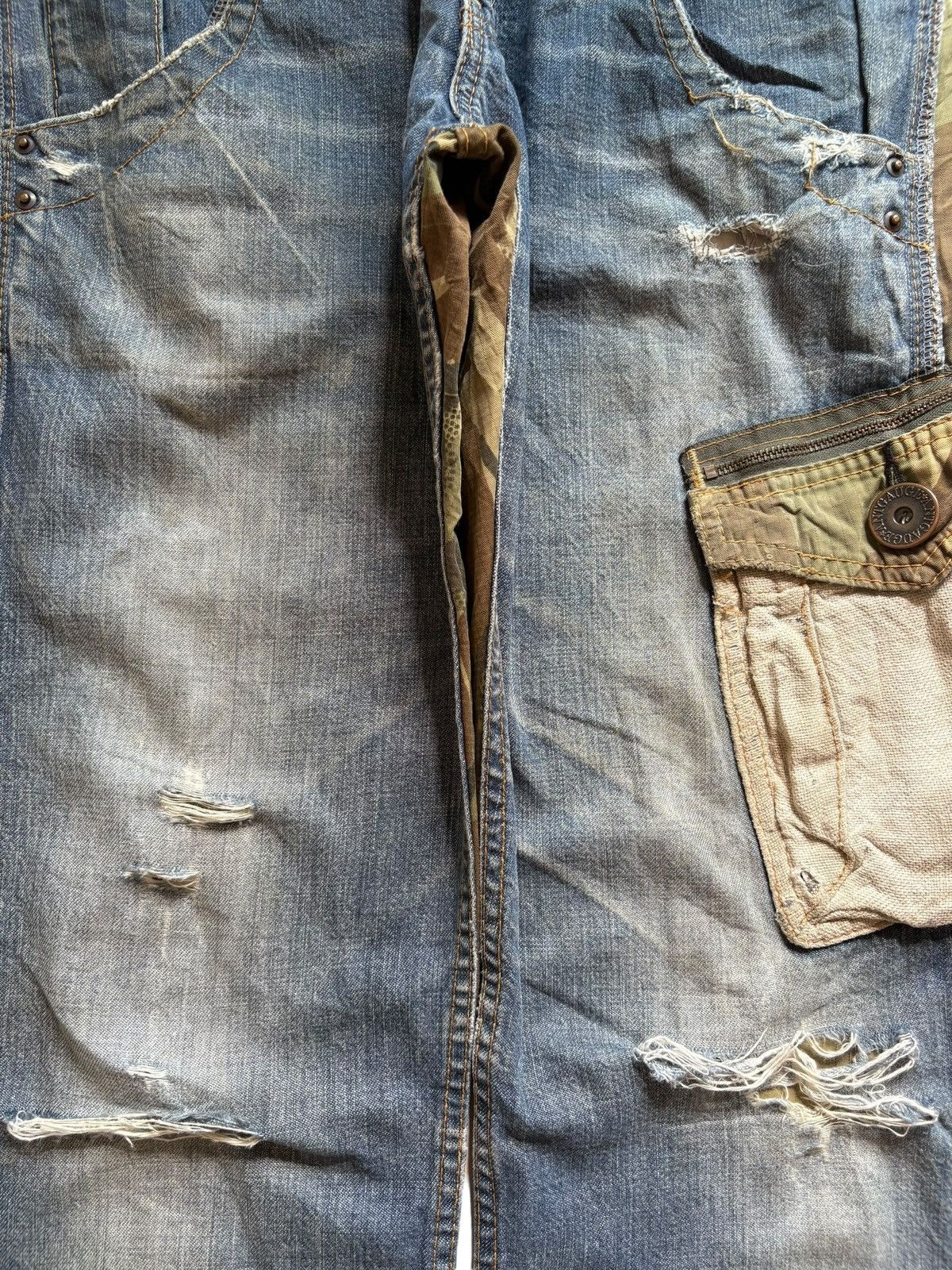 Japanese Brand Vintage Japanese Brand Hybrid Cargo Mud Wash Distressed Jean Size US 30 / EU 46 - 5 Thumbnail