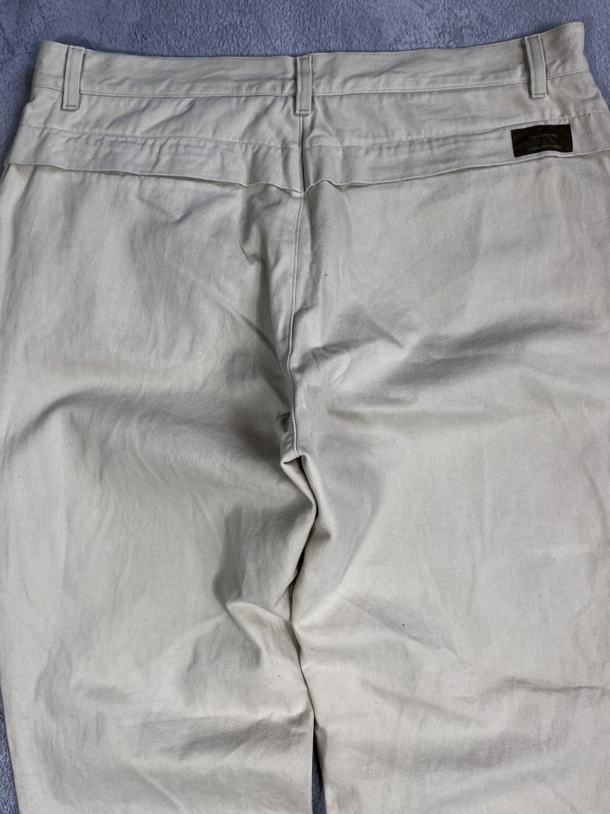 Calvin Klein × Vintage Vintage 90s Calvin Klein beige chinos pants streetwear 36 Size US 36 / EU 52 - 2 Thumbnail