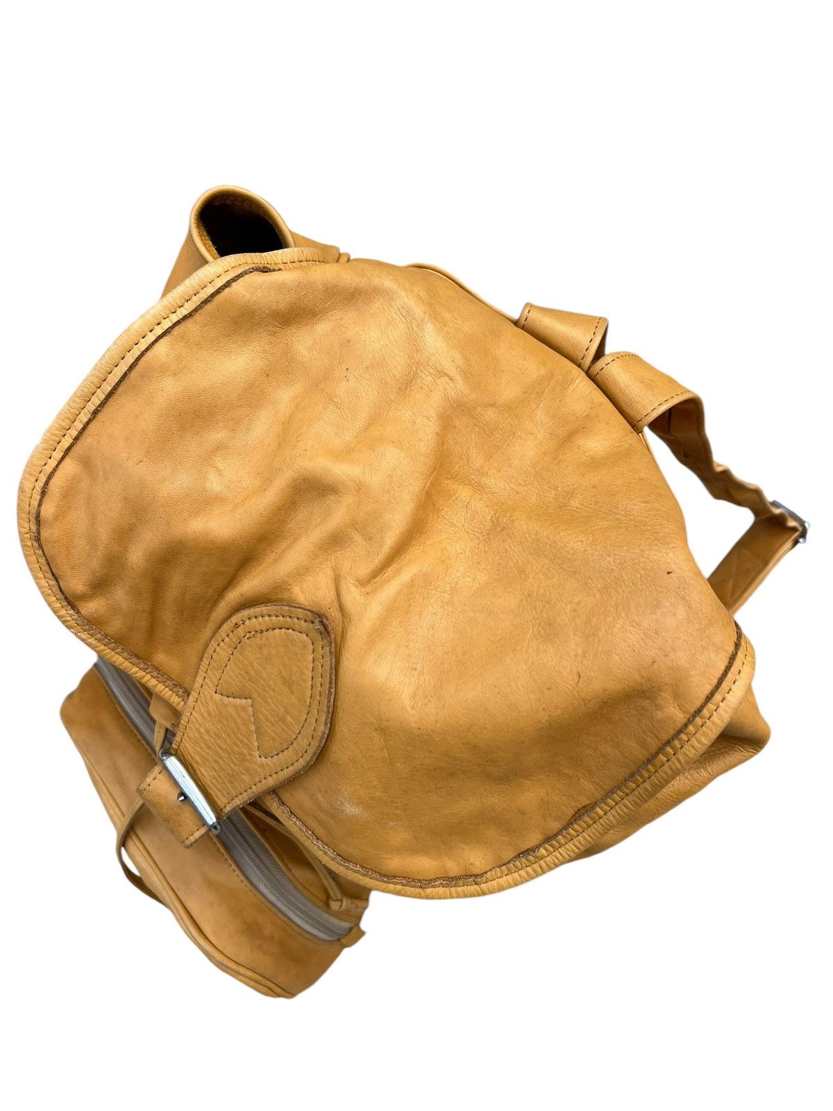 Leather Vintage Unknown Japan Brand Patina Leather Backpack Bag Size ONE SIZE - 19 Thumbnail