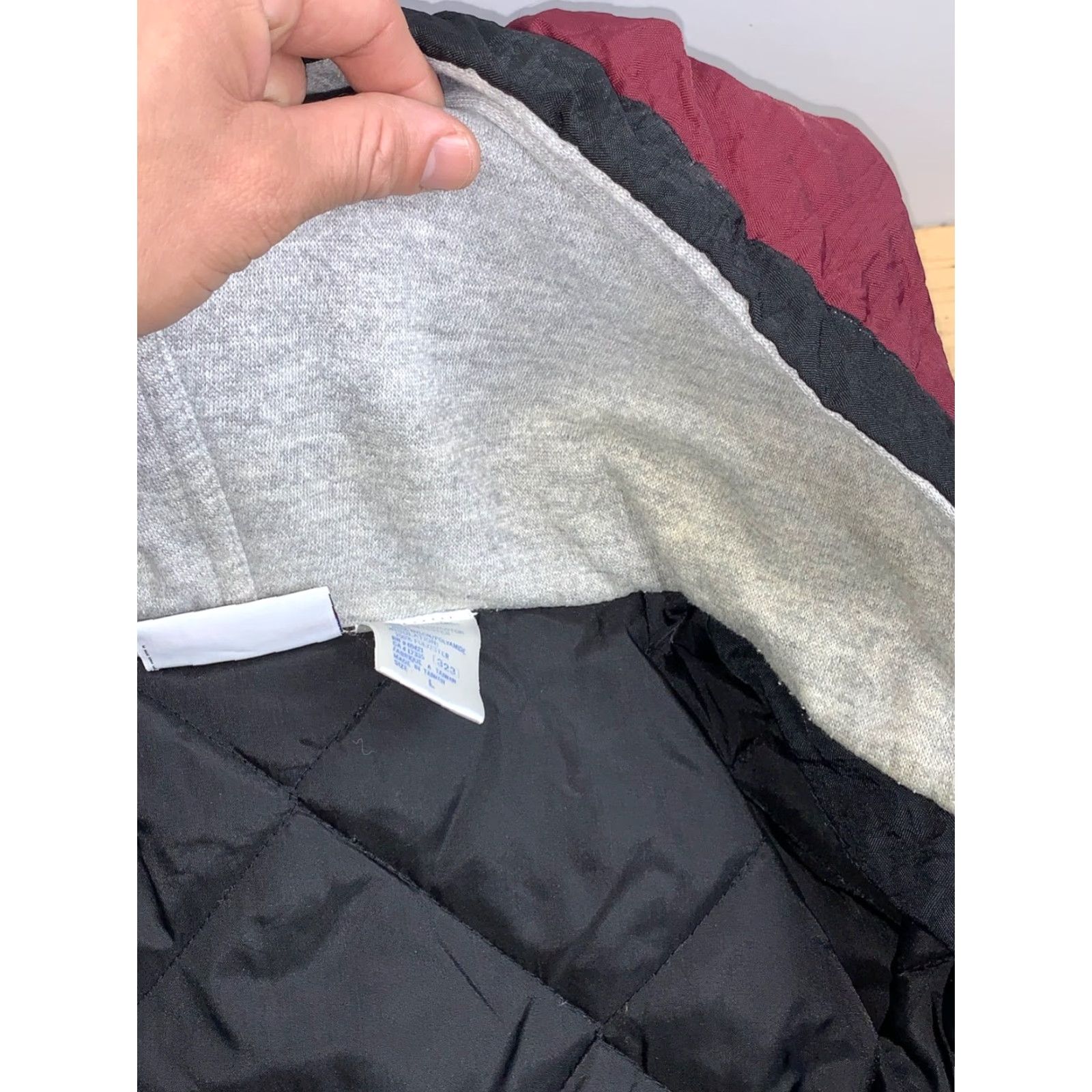Reebok VINTAGE Reebok Jacket Mens L Black Hooded Full Zip Heavy 90s Retro Sports Style Basic Jacket Size US L / EU 52-54 / 3 - 4 Thumbnail