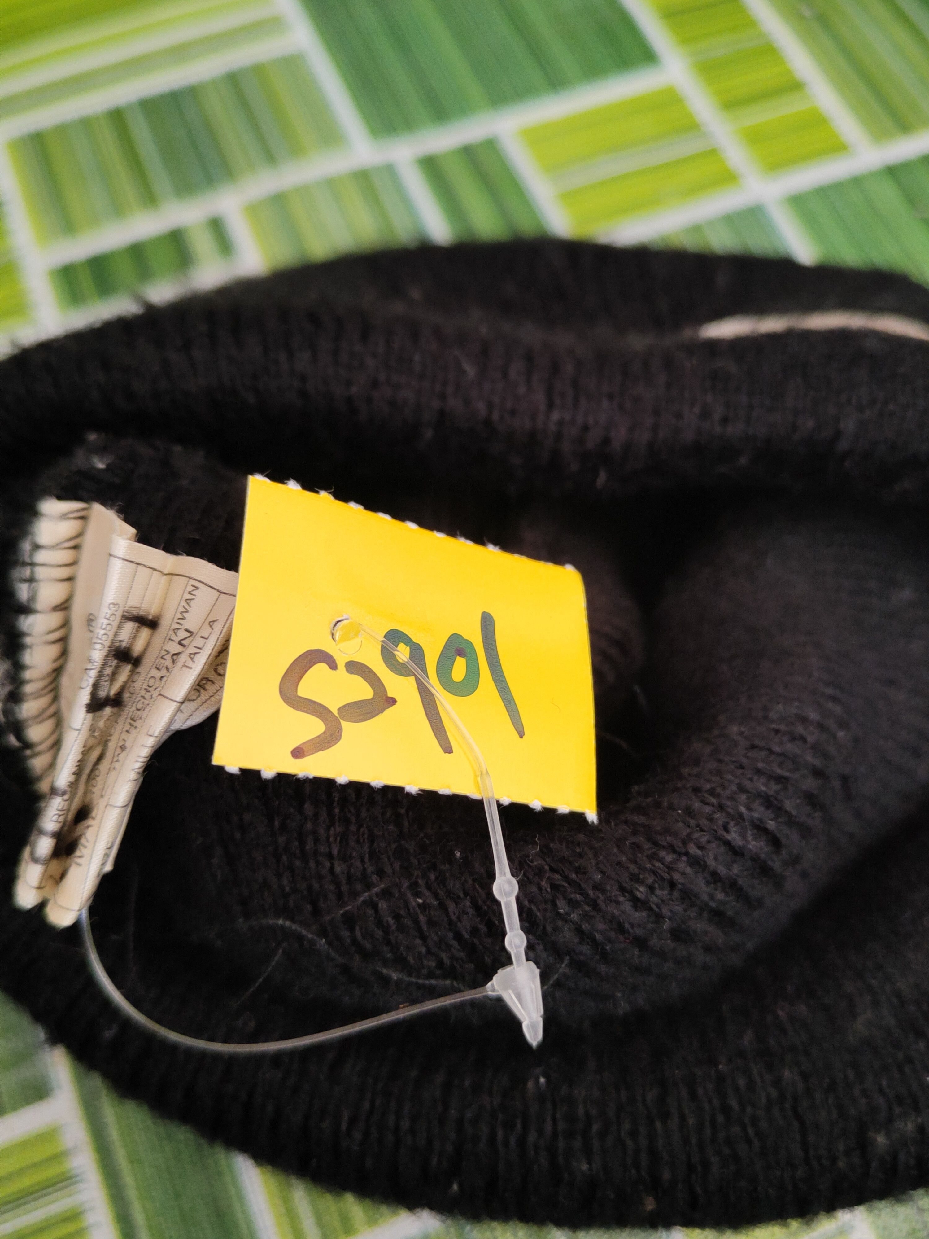 Nike Nike Black Knitwear Beanies #S2901 Size ONE SIZE - 5 Thumbnail