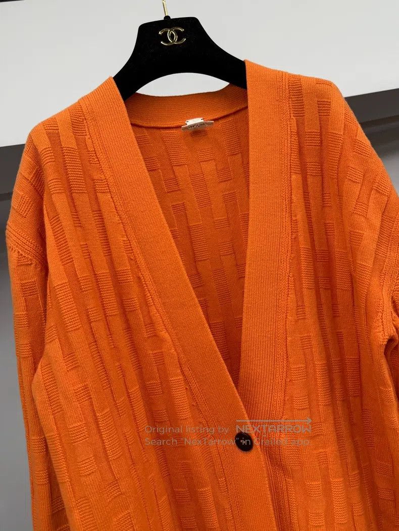 Hermes Hermes Orange Textured Wool Knit Cardigan Size XS / US 0-2 / IT 36-38 - 2 Thumbnail