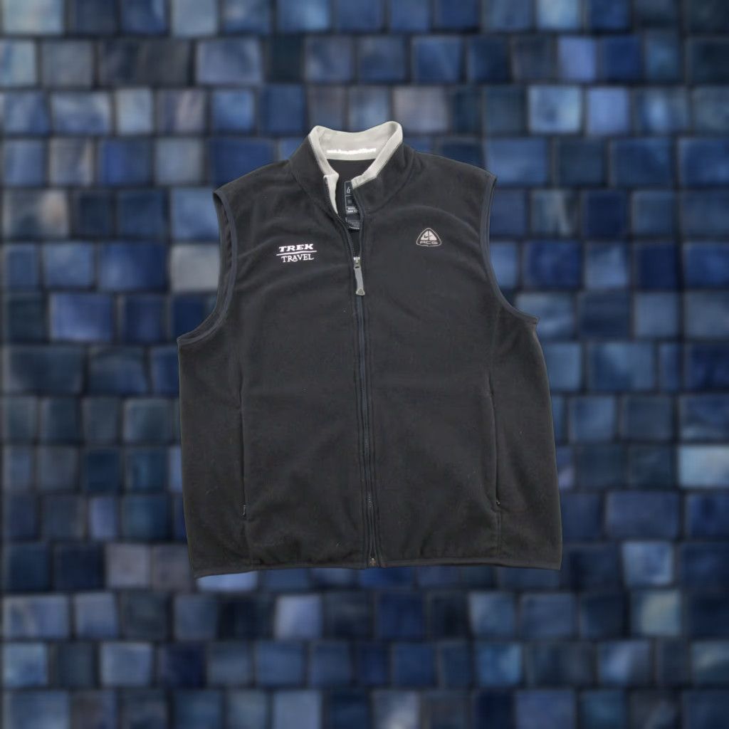 Nike VINTAGE Nike ACG Therma Fit Full Zip Fleece Vest Mens L Black Body Layer 2 Gorpcore VTG Y2K Read Size US L / EU 52-54 / 3 - 1 Thumbnail