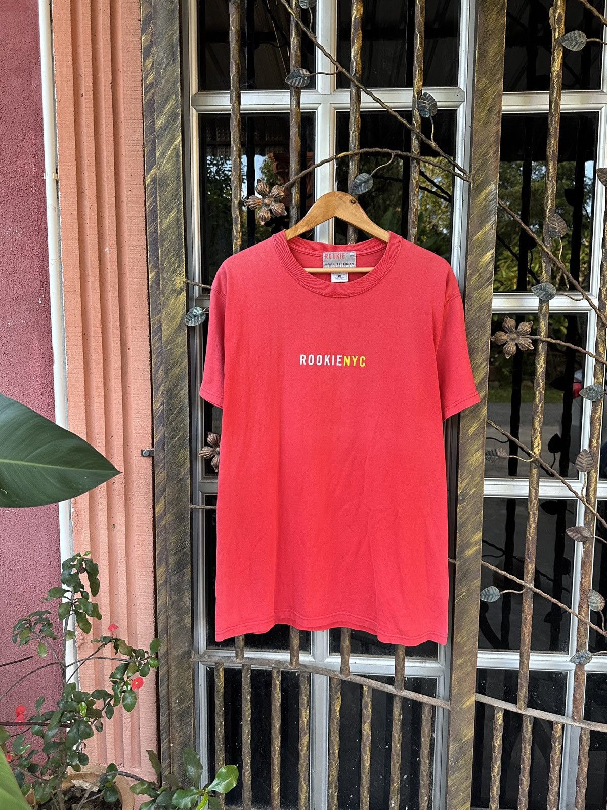 Fruit Of The Loom × Vintage Vintage 90's Rookie Nyc Skateboard Tees Size US L / EU 52-54 / 3 - 1 Thumbnail