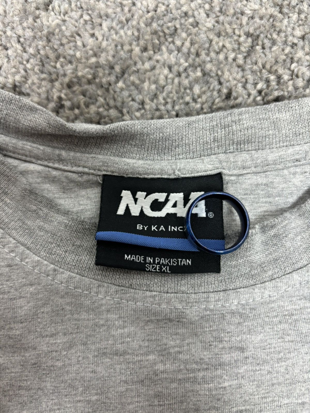 Vintage Vintage gray u of m michigan wolverines long sleeve tshirt Size US XL / EU 56 / 4 - 3 Thumbnail