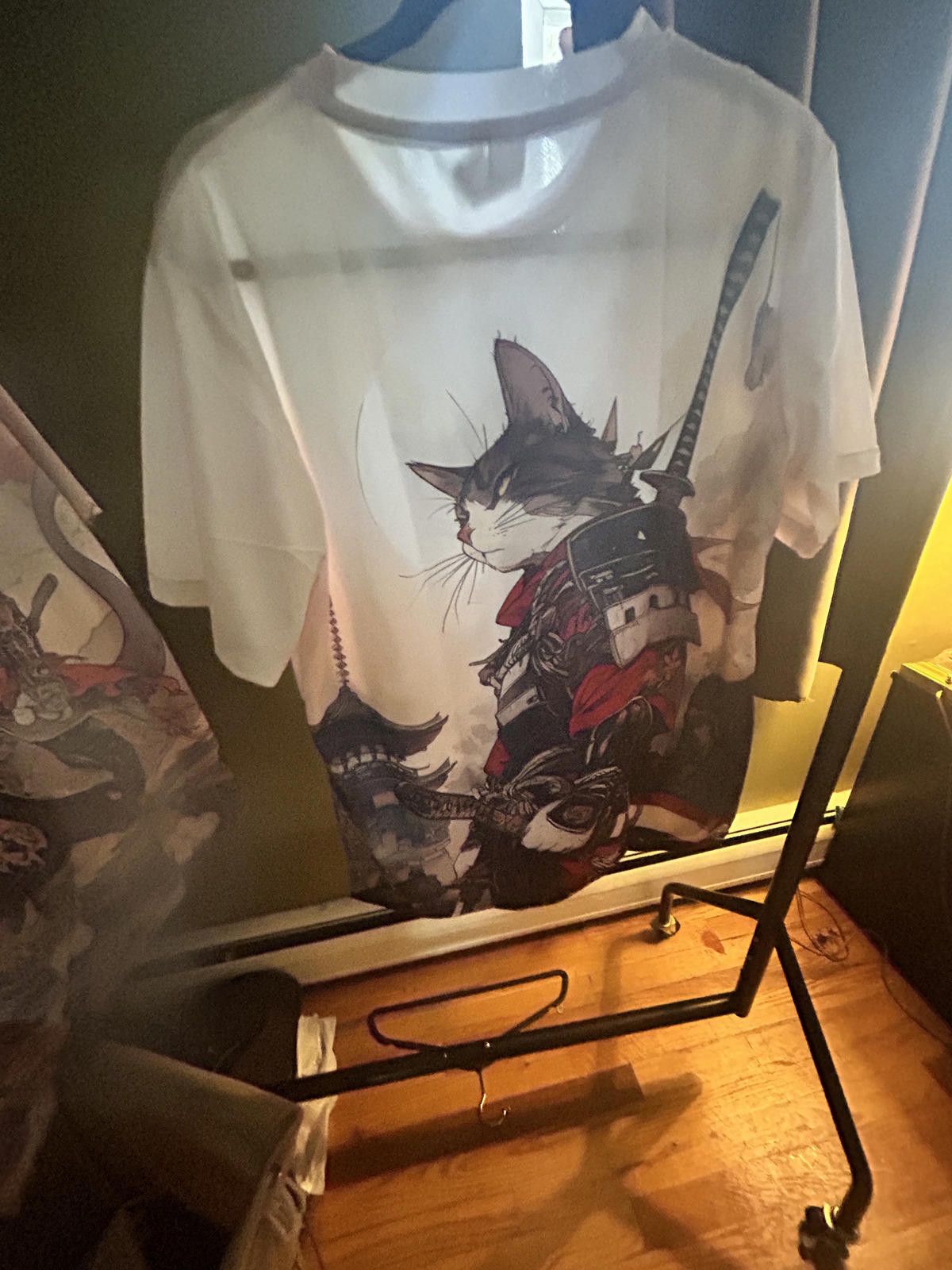Unknown London Epic Samurai Cat Graphic T-Shirt - Medium Size US M / EU 48-50 / 2 - 4 Thumbnail