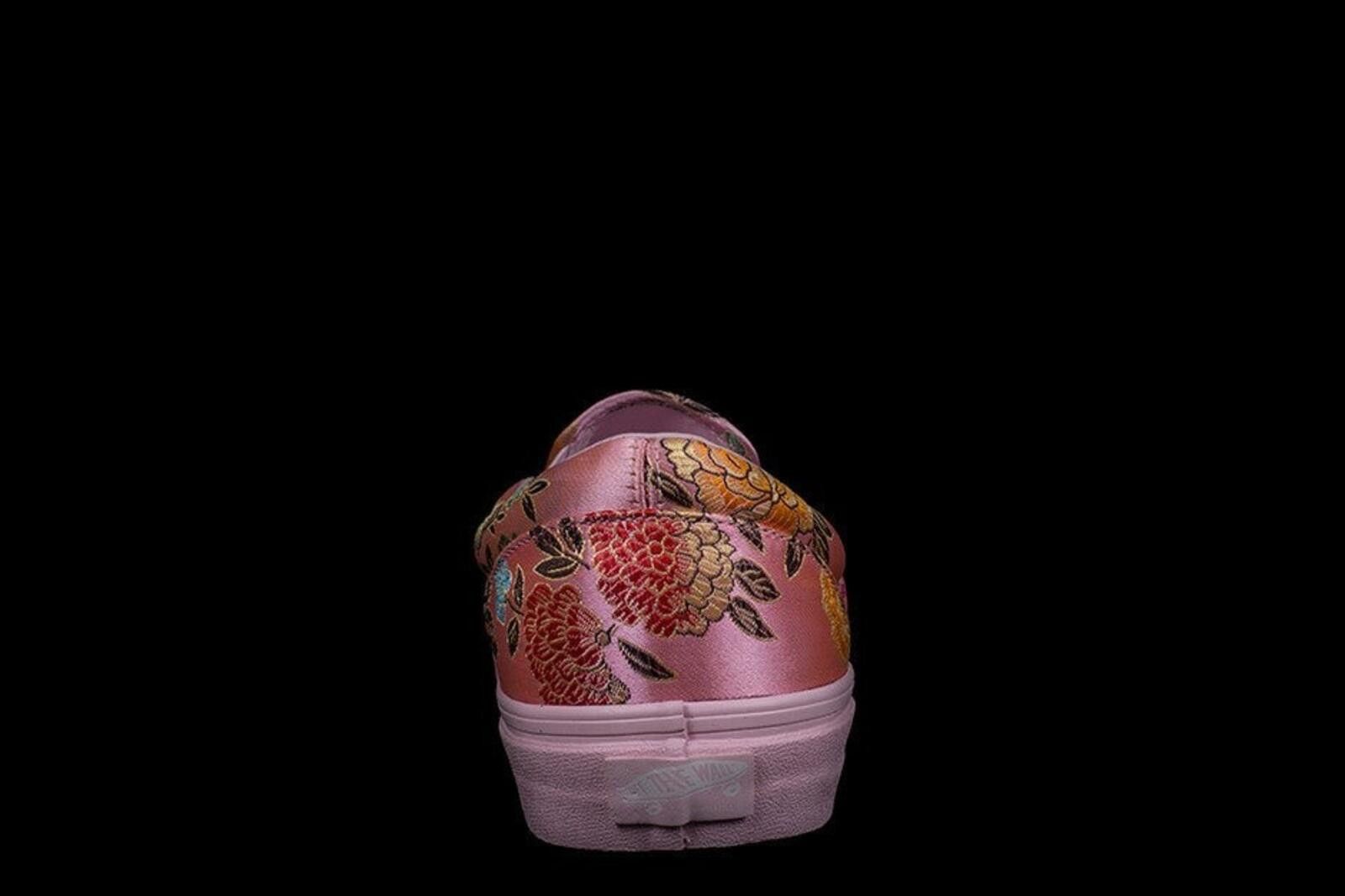 Vans Vans Vault x Opening Ceremony Slip-On LX Qi Pao Pink US10.5 Size US 10.5 / EU 43-44 - 5 Thumbnail