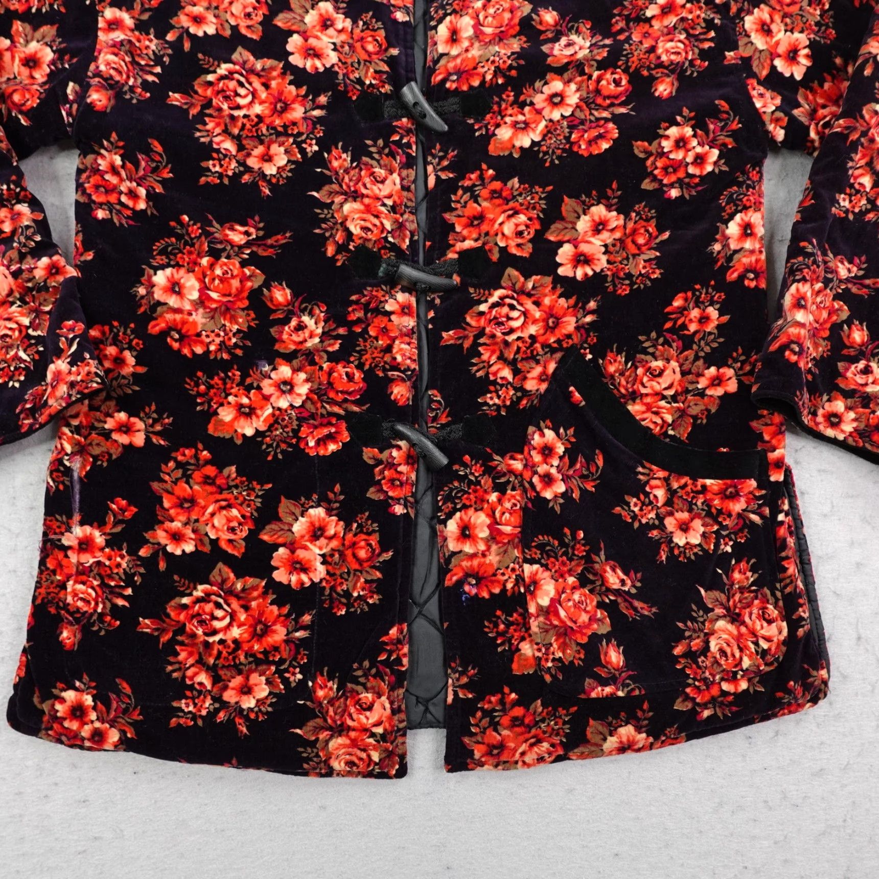 Velvet VINTAGE Cleopatra Jacket Womens 12 Black Red Floral Velvet Quilt Lined Toggle Coat Mid-Length Pockets - Womens Size XL / US 12-14 / IT 48-50 - 3 Thumbnail