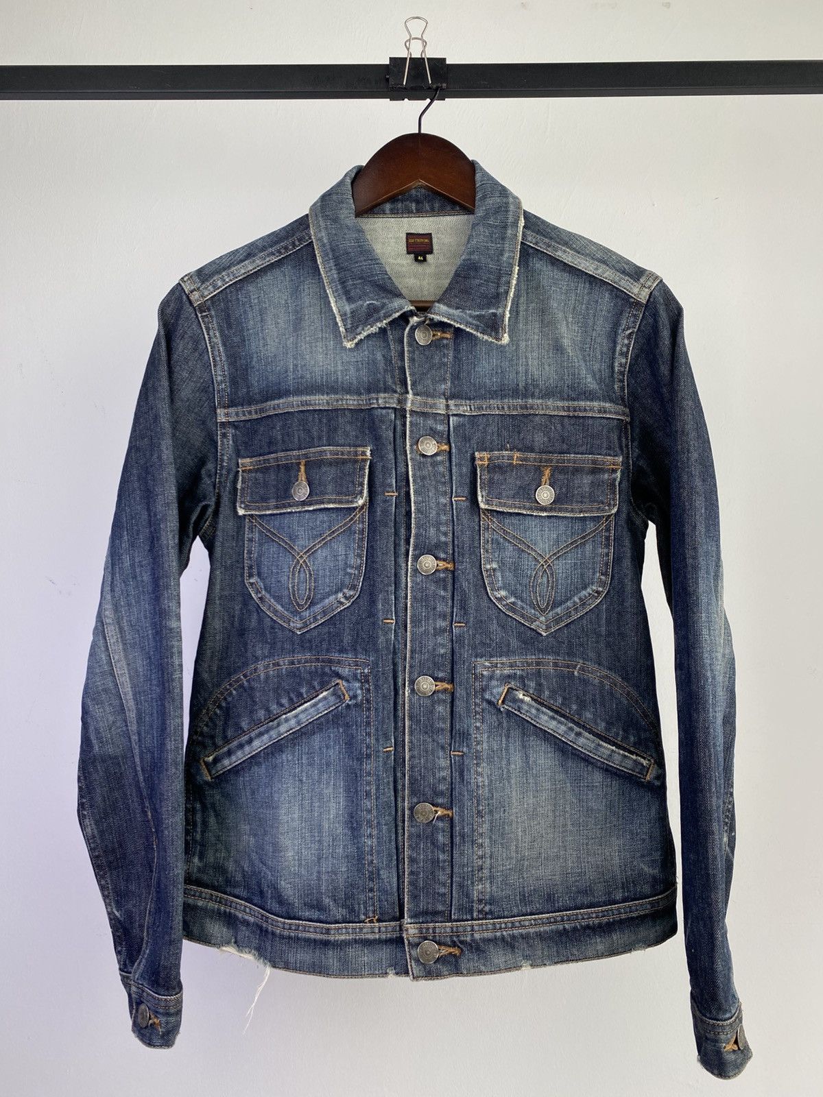 Ego Tripping Ego Tripping Distressed Denim Trucker Jacket Japan Size US S / EU 44-46 / 1 - 1 Thumbnail