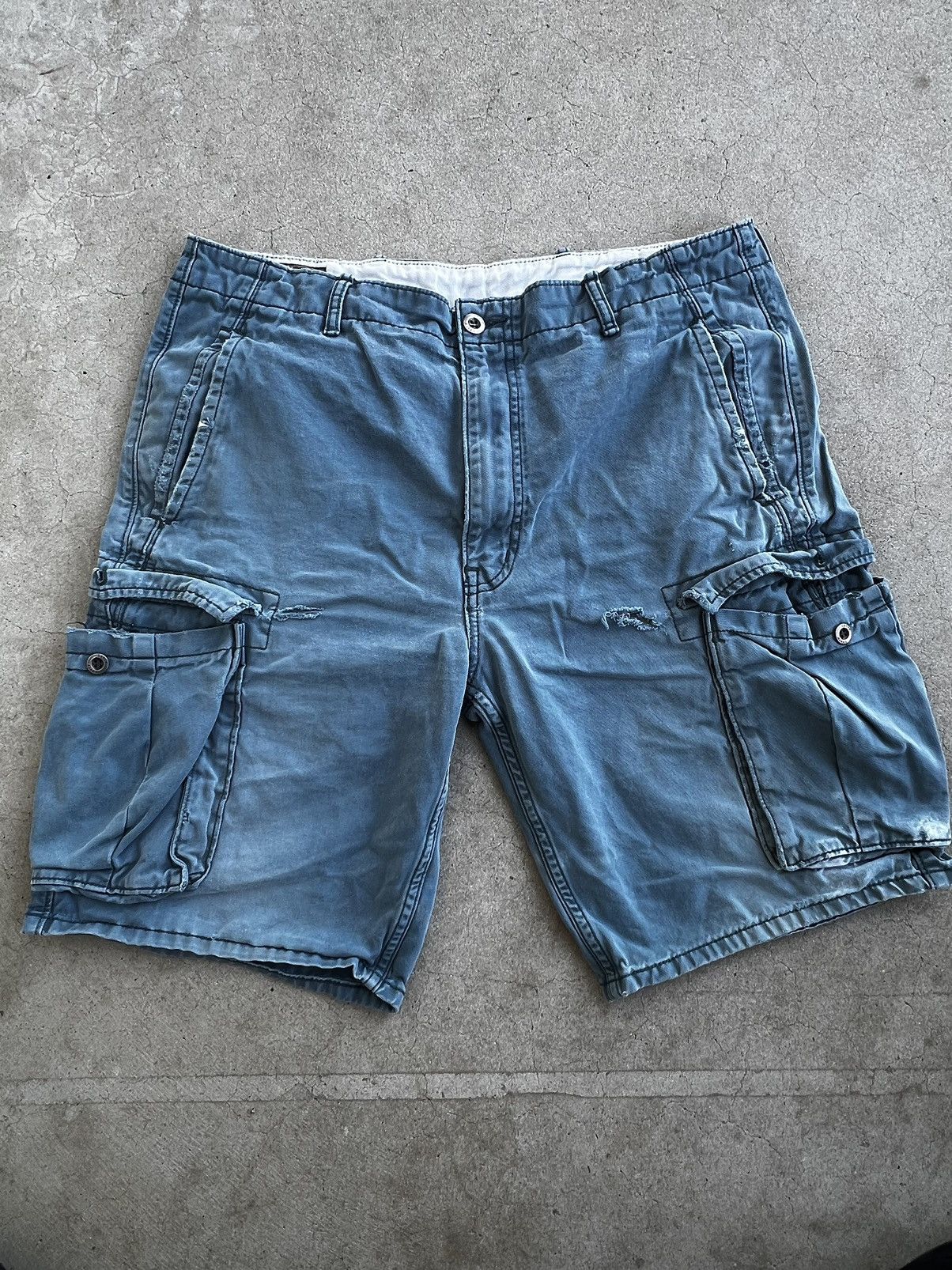 Levi's Levi’s Shorts Size US 34 / EU 50 - 2 Thumbnail