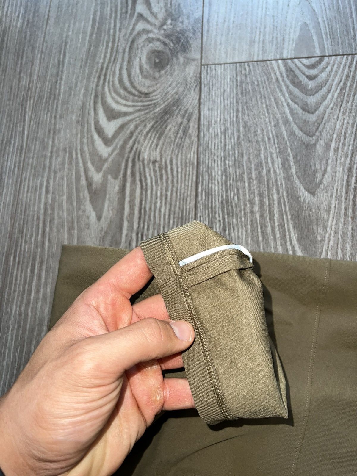 Lululemon Rare Lululemon Logo Straight Pro Reflective Selvage Pants Size US 38 / EU 54 - 14 Thumbnail