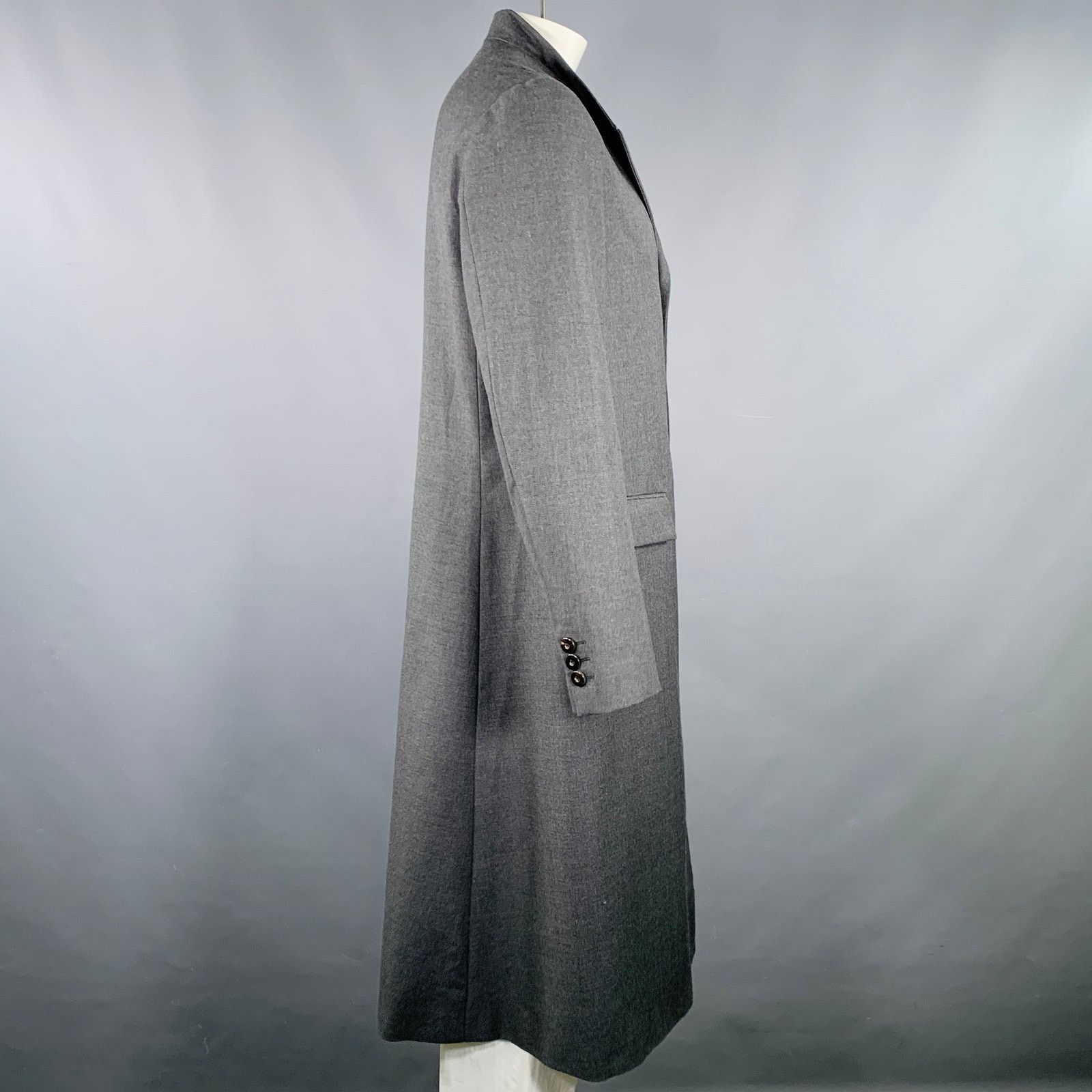 Giorgio Armani GIORGIO ARMANI Size 42 Grey Wool Peak Lapel Coat Size US L / EU 52-54 / 3 - 2 Thumbnail