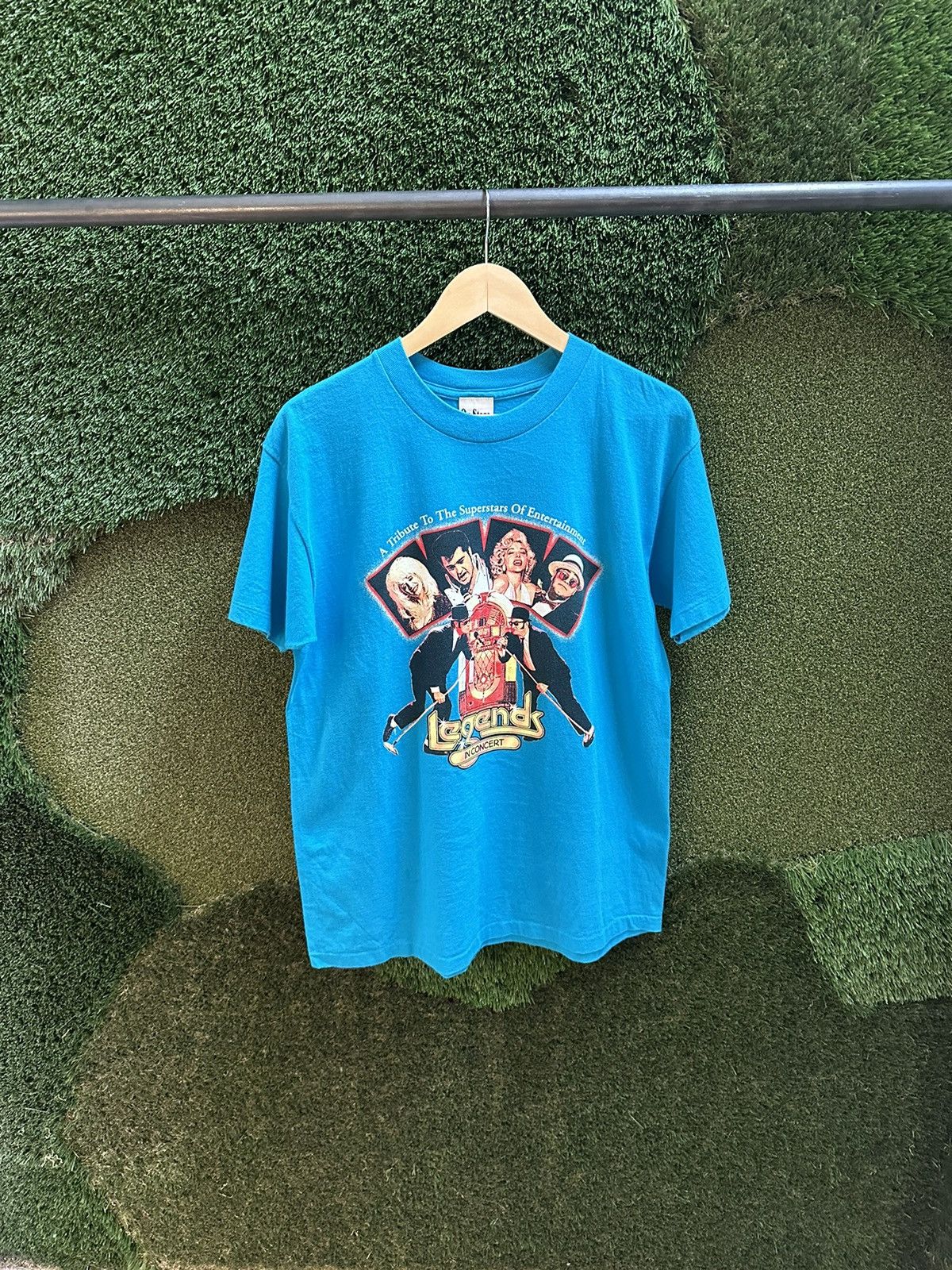 Vintage Vintage Entertainment Legends In Concert T-shirt Large Size US L / EU 52-54 / 3 - 1 Thumbnail