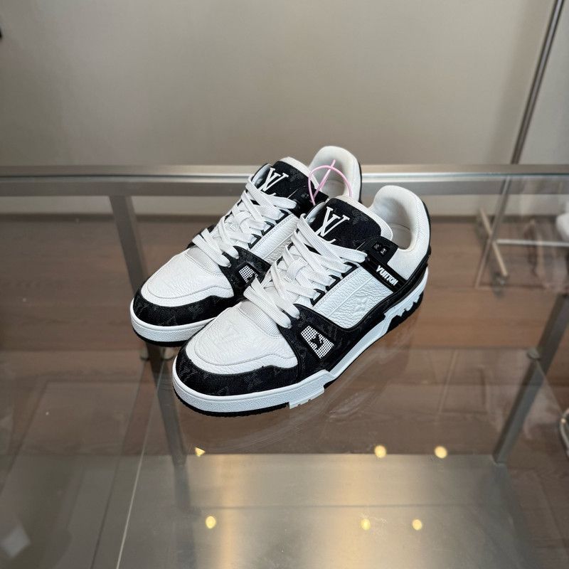 Louis Vuitton Louis Vuitton Trainer Panda Low-Top Sneakers 0079 Size US 7.5 / EU 40-41 - 1 Thumbnail