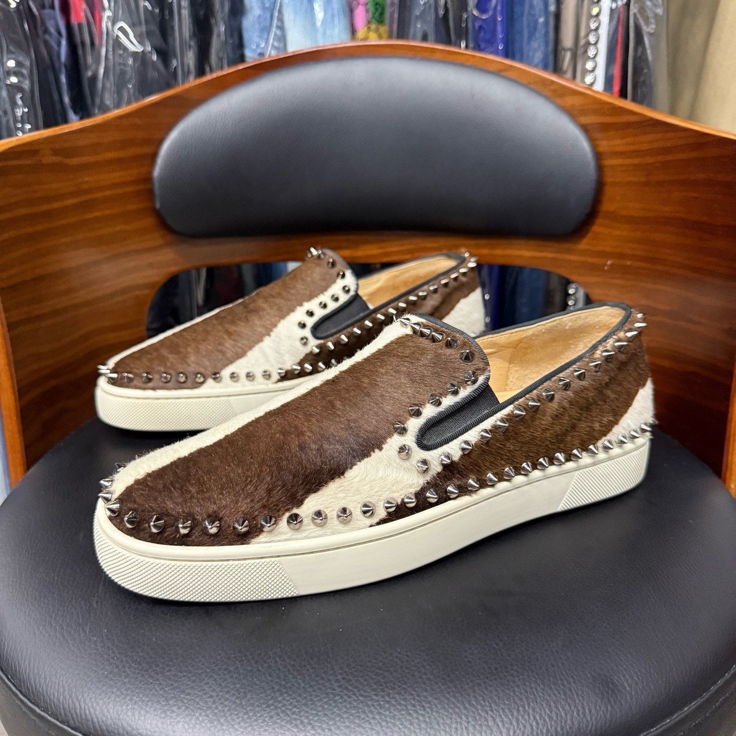 Christian Louboutin Christian Louboutin Casual Red Lowtop Sneakers 40 Men Size US 7.5 / EU 40-41 - 1 Thumbnail