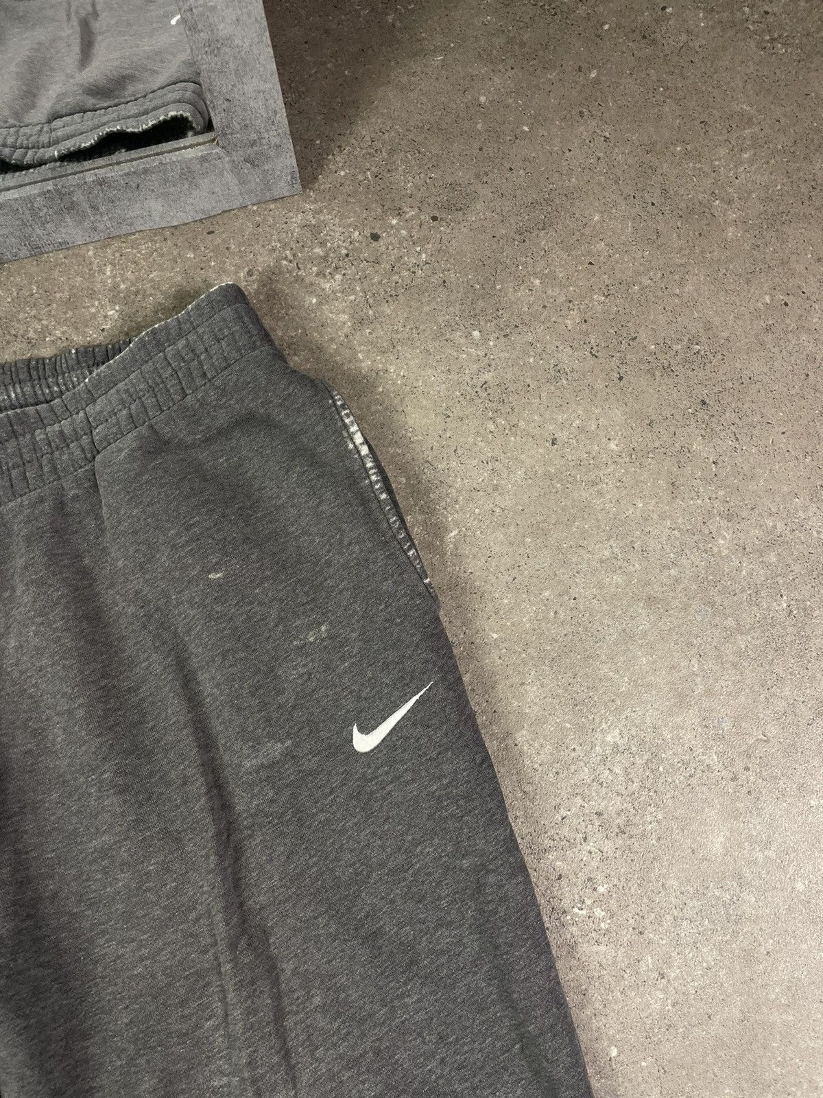 Nike × Vintage Vintage Y2K Nike Sweatpants Size US 34 / EU 50 - 3 Thumbnail