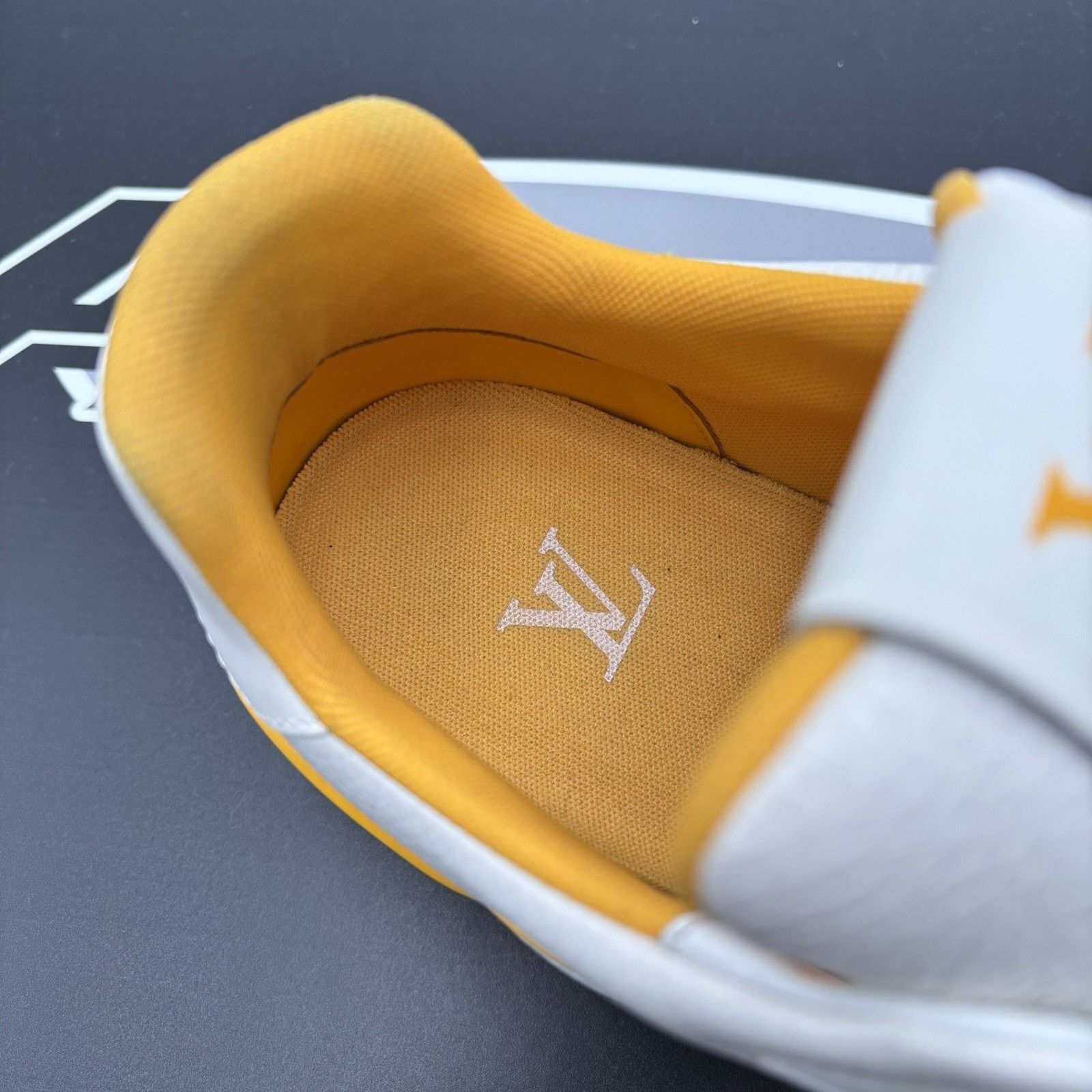 Louis Vuitton Louis Vuitton Trainer ' White Yellow ' | GOOD CONDITION! Size US 7.5 / EU 40-41 - 16 Thumbnail