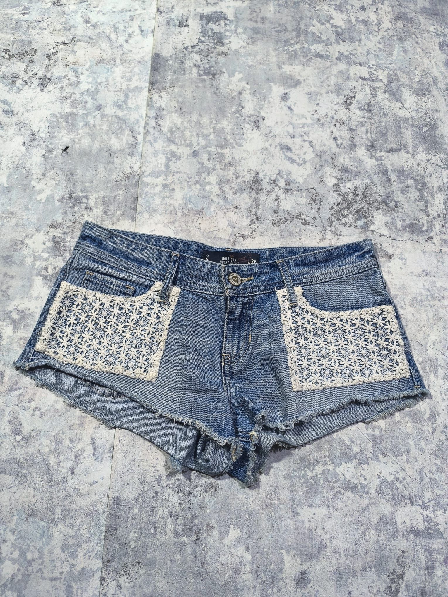 Hollister low rise y2k lace hollister cut-off denim shorts mini micro Size 26" / US 2 / IT 38 - 1 Thumbnail