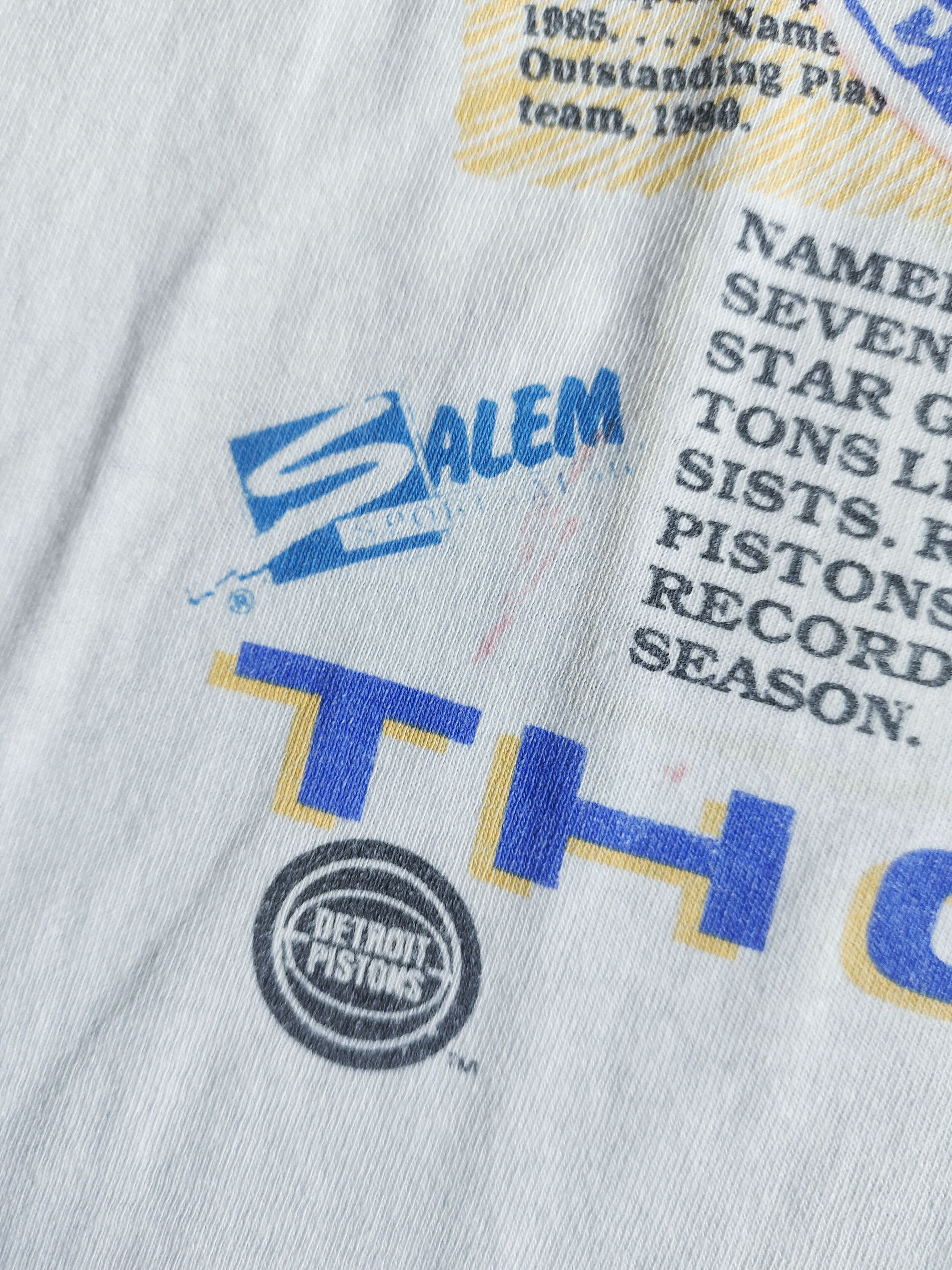 NBA × Salem Sportswear × Vintage Vintage Isiah Thomas Detroit Pistons Player 90s T-shirt Size US XL / EU 56 / 4 - 7 Thumbnail