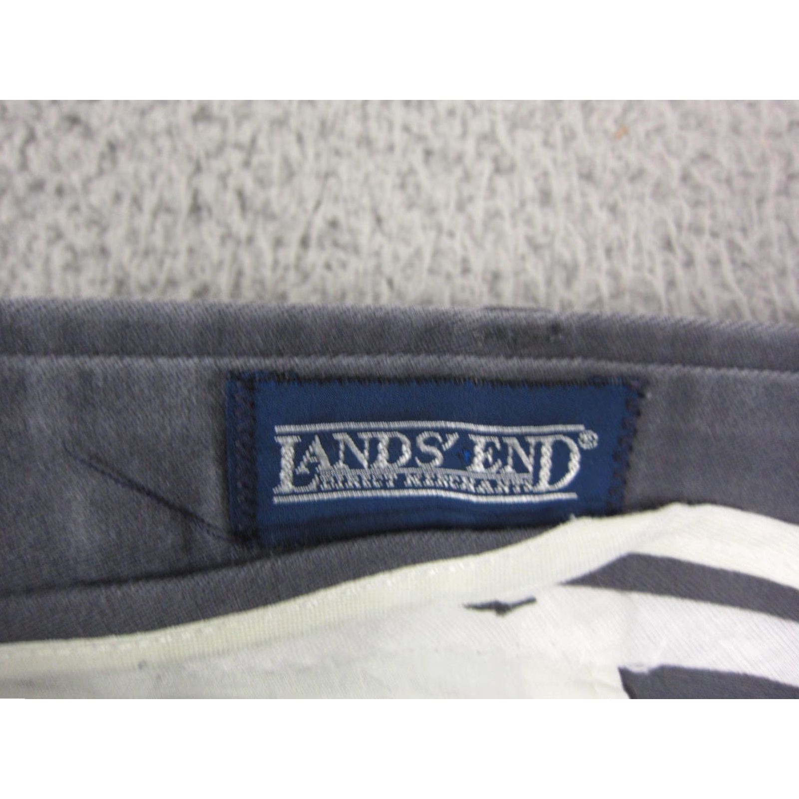 Lands' End VINTAGE Lands' End Pants Mens 40Lx35 Gray Cotton Pleated Dress Pants Straight Leg Regular Front Zip Button Waist 40 Inseam 35 Lacework? Size US 40 / EU 56 - 4 Thumbnail