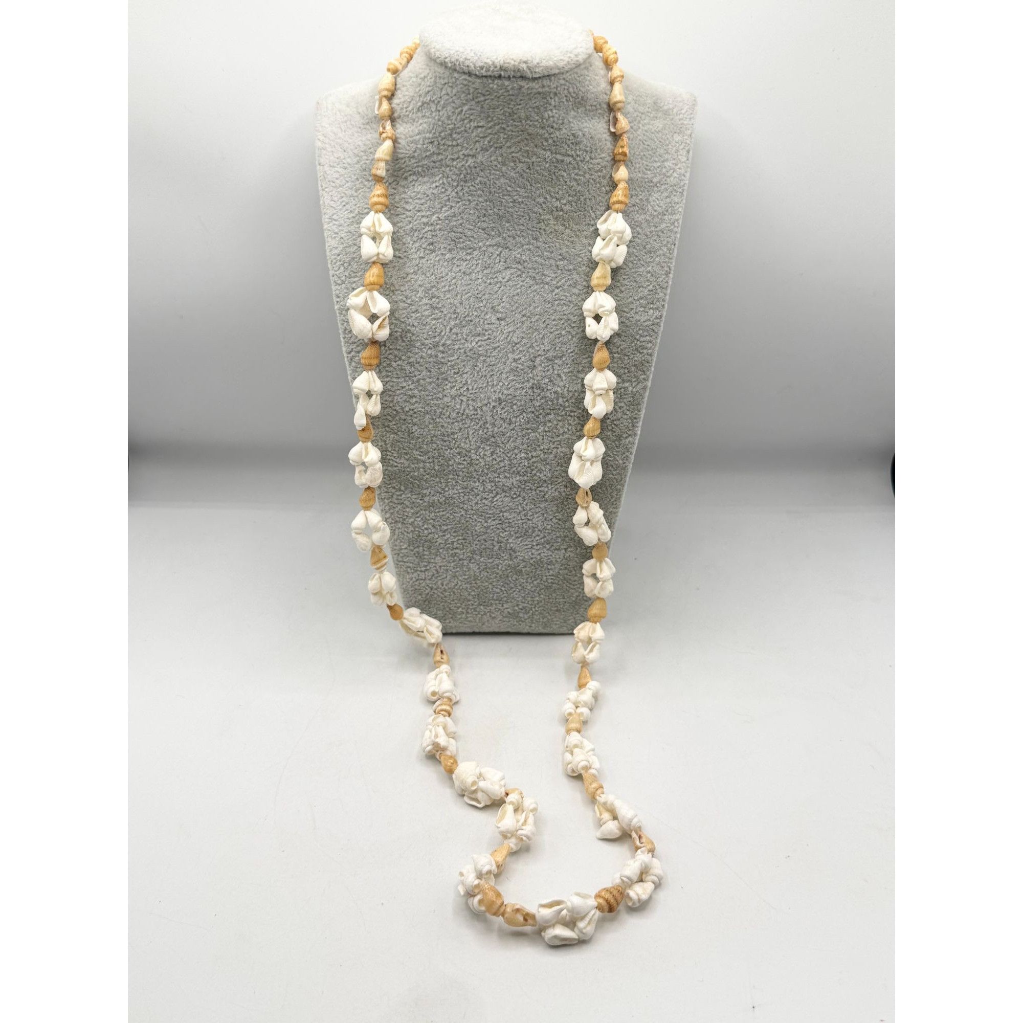 Vintage Vintage sea shell seashell beaded necklace Size ONE SIZE - 2 Thumbnail