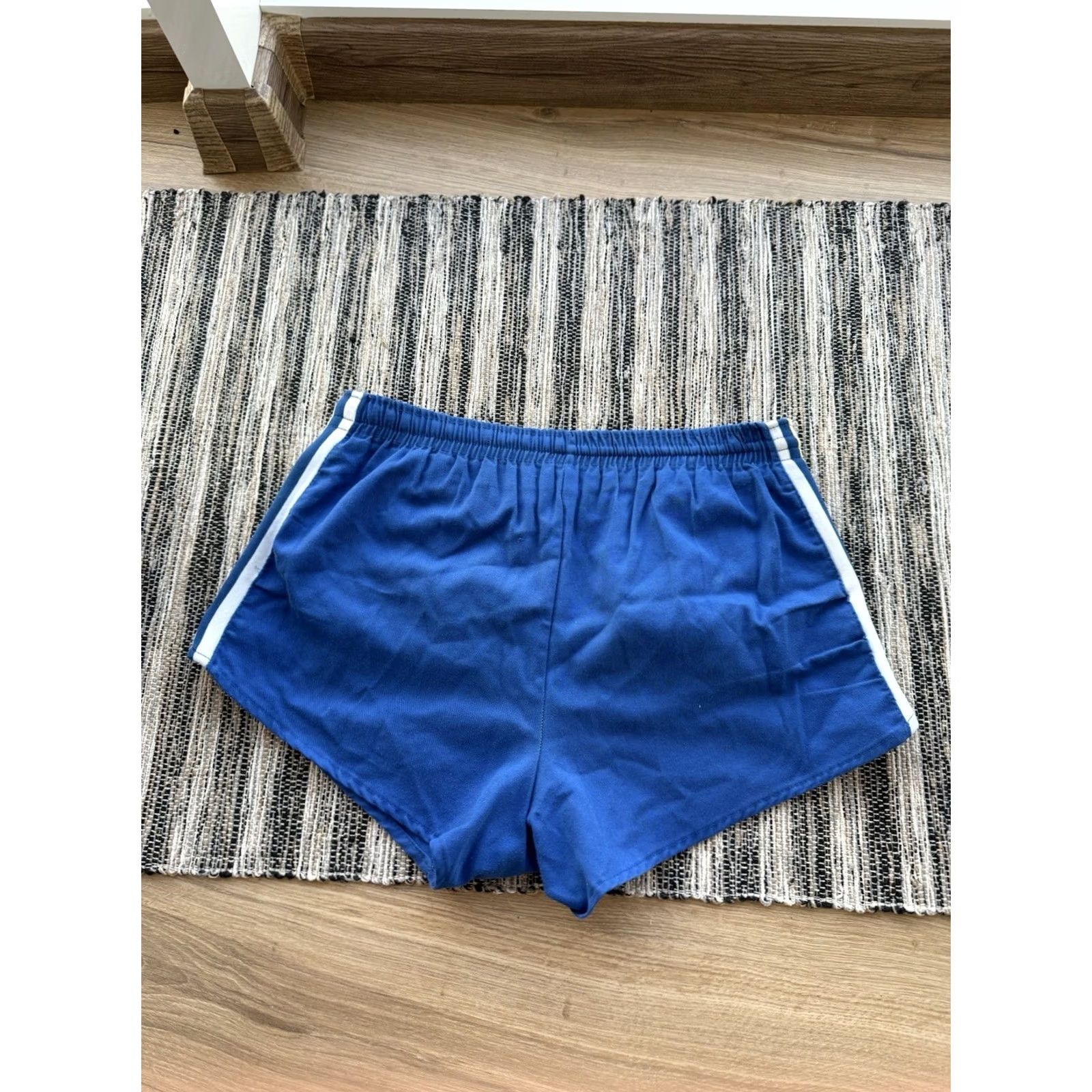 Wilson VINTAGE Wilson RARE FADED SATIN SHORTS USA SOCCER FOOTBALL BLUE Sz M-L Shirt Mens 80s Football Shorts Vintage Shorts Distressed Size US 31 - 7 Thumbnail