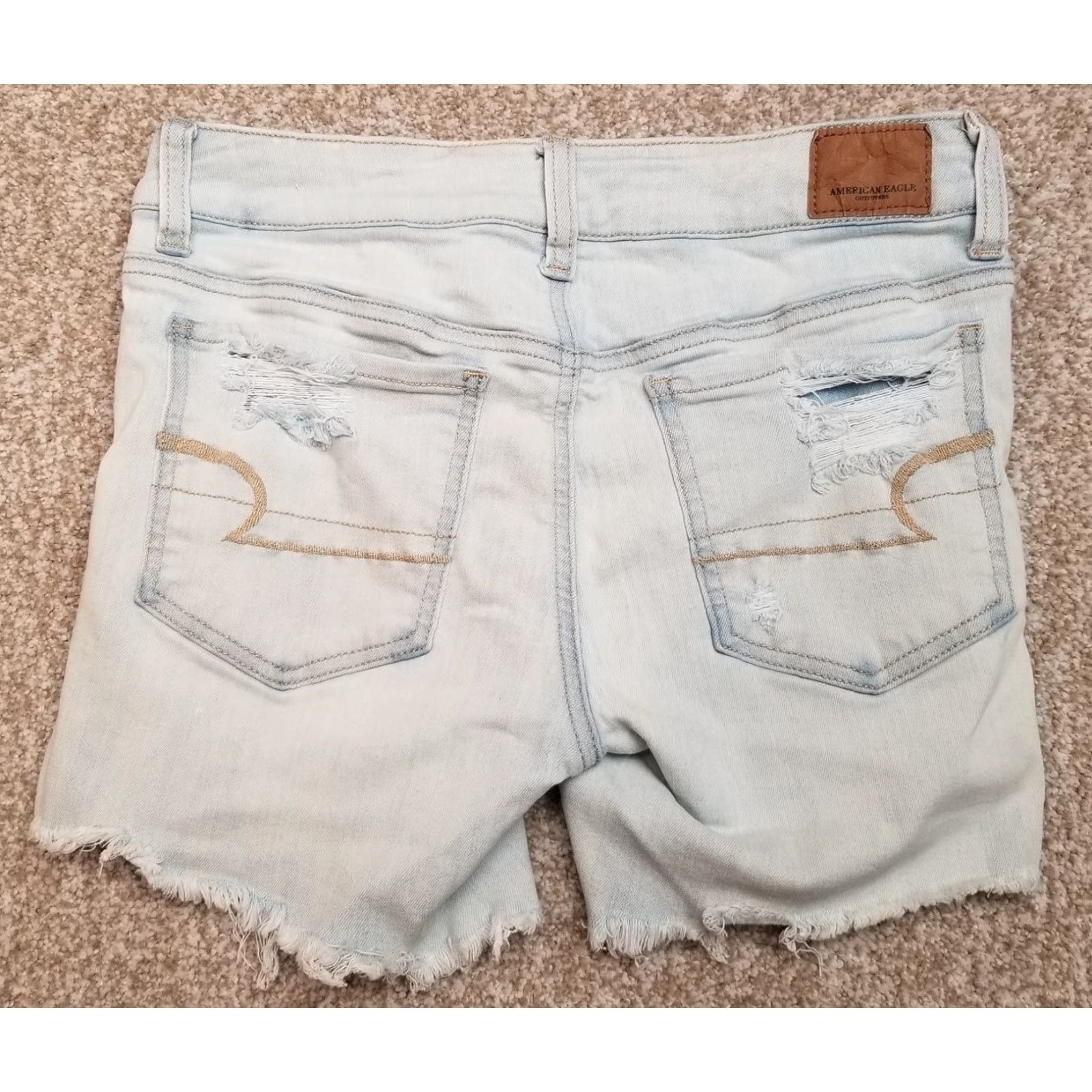 American Eagle Outfitters VINTAGE American Eagle Outfitters Jeans Cut Offs Women 6 Blue Denim NE(X)T Level Stretch Size 28" / US 6 / IT 42 - 4 Thumbnail