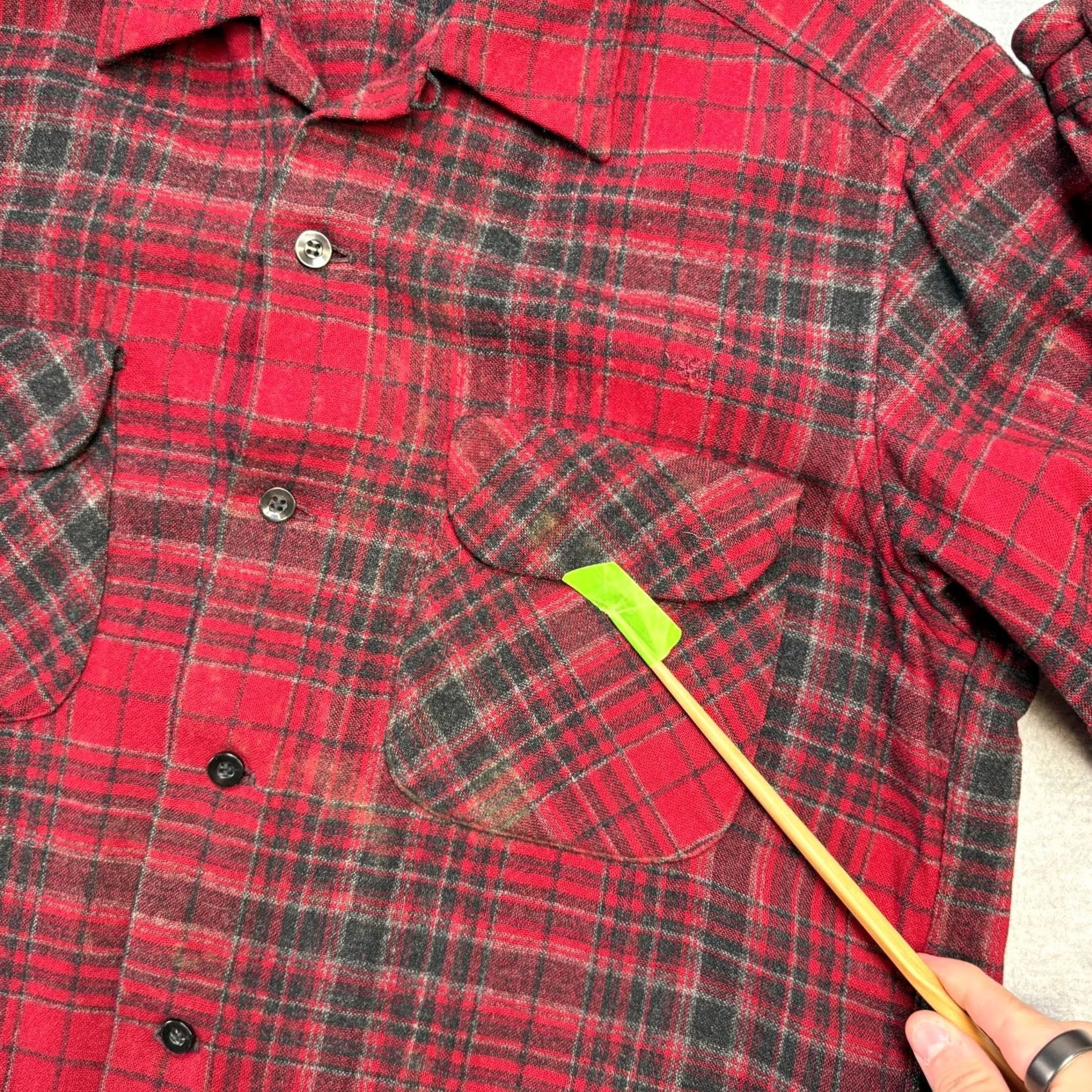Pendleton VINTAGE Pendleton Board Shirt Mens Medium Red Plaid Wool Thread Collar USA Made Size US M / EU 48-50 / 2 - 6 Thumbnail