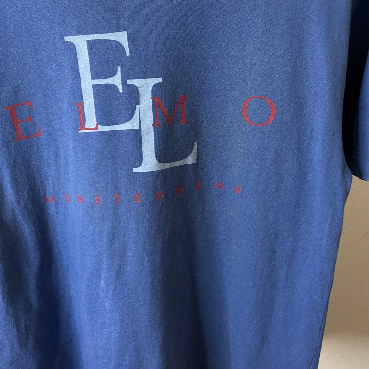 Vintage Vintage 90s Monsterwear Sesame Street Elmo Jim Henson Tshirt Size US S / EU 44-46 / 1 - 8 Thumbnail