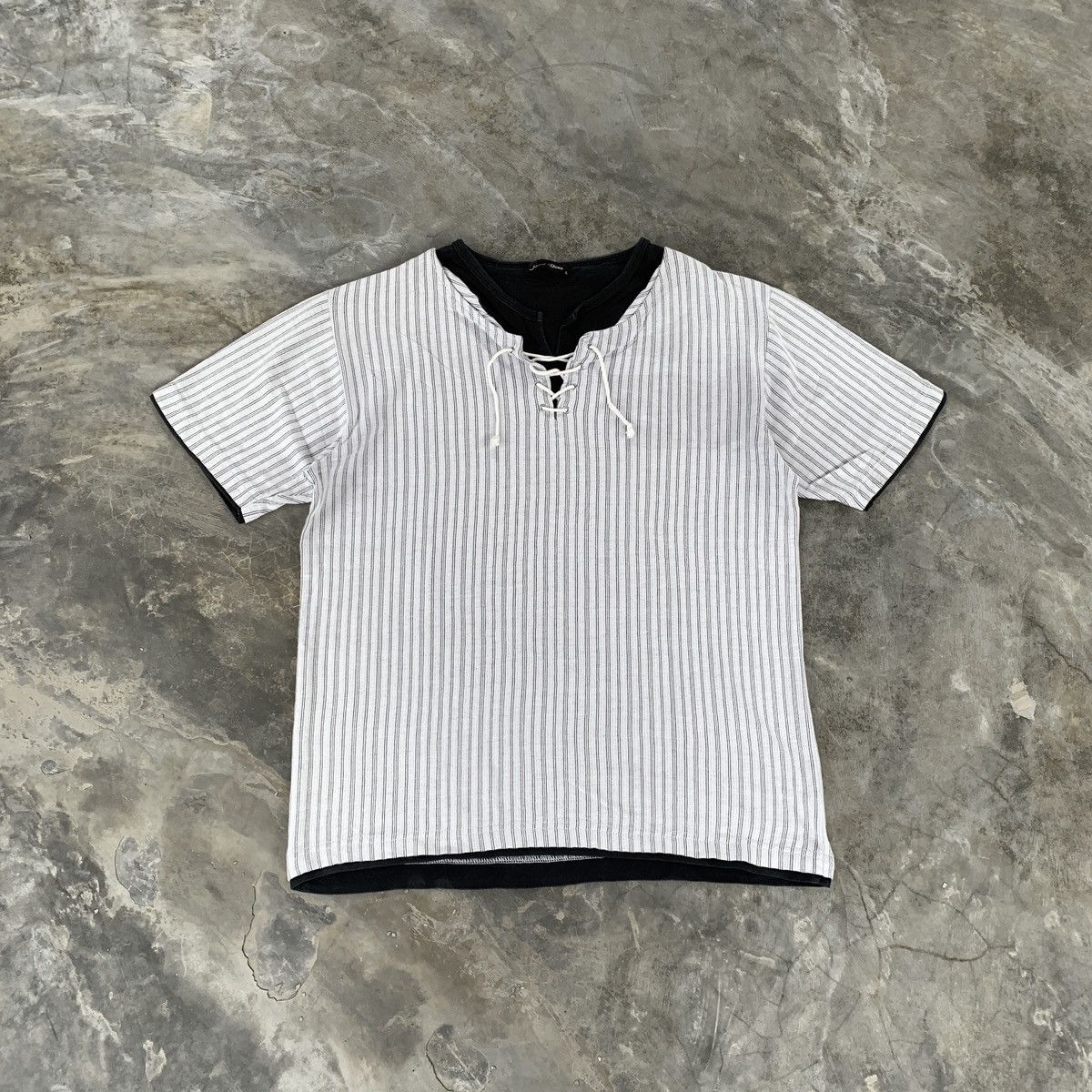 20471120 2000s Nota Bene LGB Ifsixwasnine Laces Stripe Tshirt Size US L / EU 52-54 / 3 - 1 Thumbnail