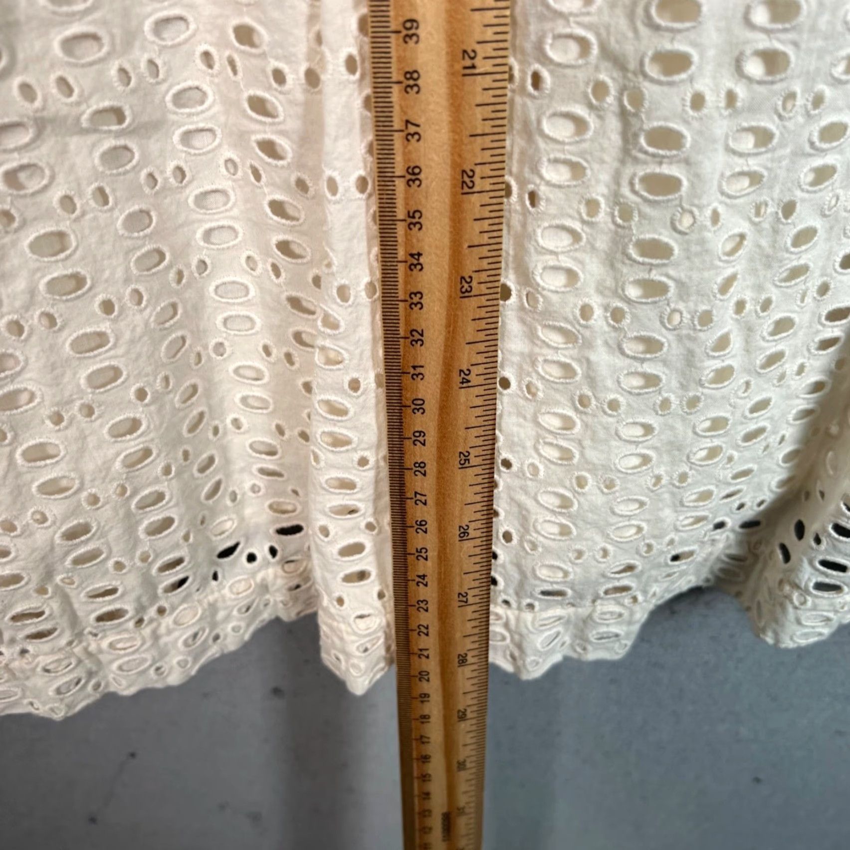Loft Loft White Eyelet Cotton Sleeveless A-Line Dress Womens Size 6 Short Dress Size M / US 6-8 / IT 42-44 - 6 Thumbnail