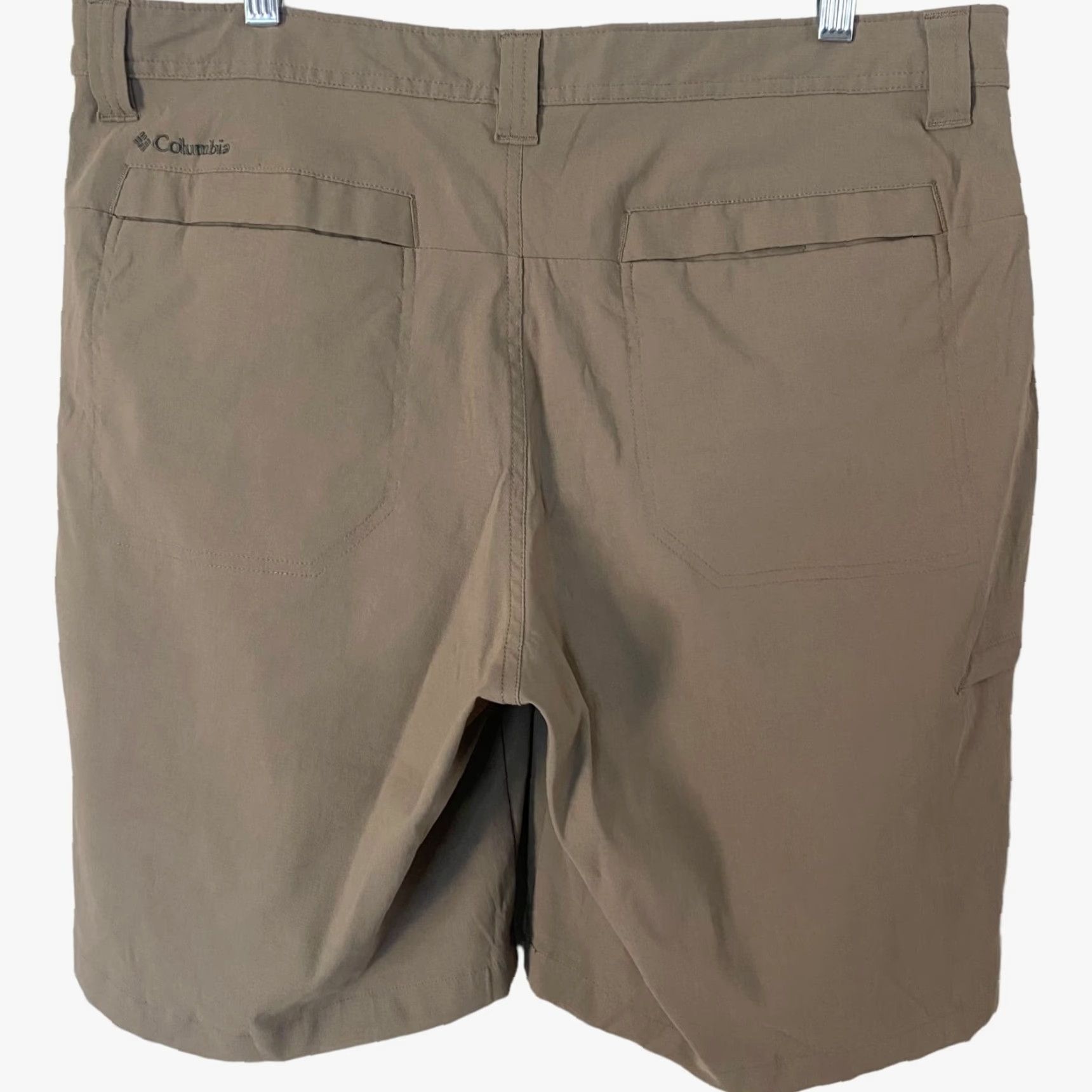 Vintage Columbia Hiking Shorts Mens 36 Tan Ripstop Nylon Cargo Short Outdoor Activewear 5-Pocket Pockets Logo Button Zip Fly Size US 36 / EU 52 - 4 Thumbnail