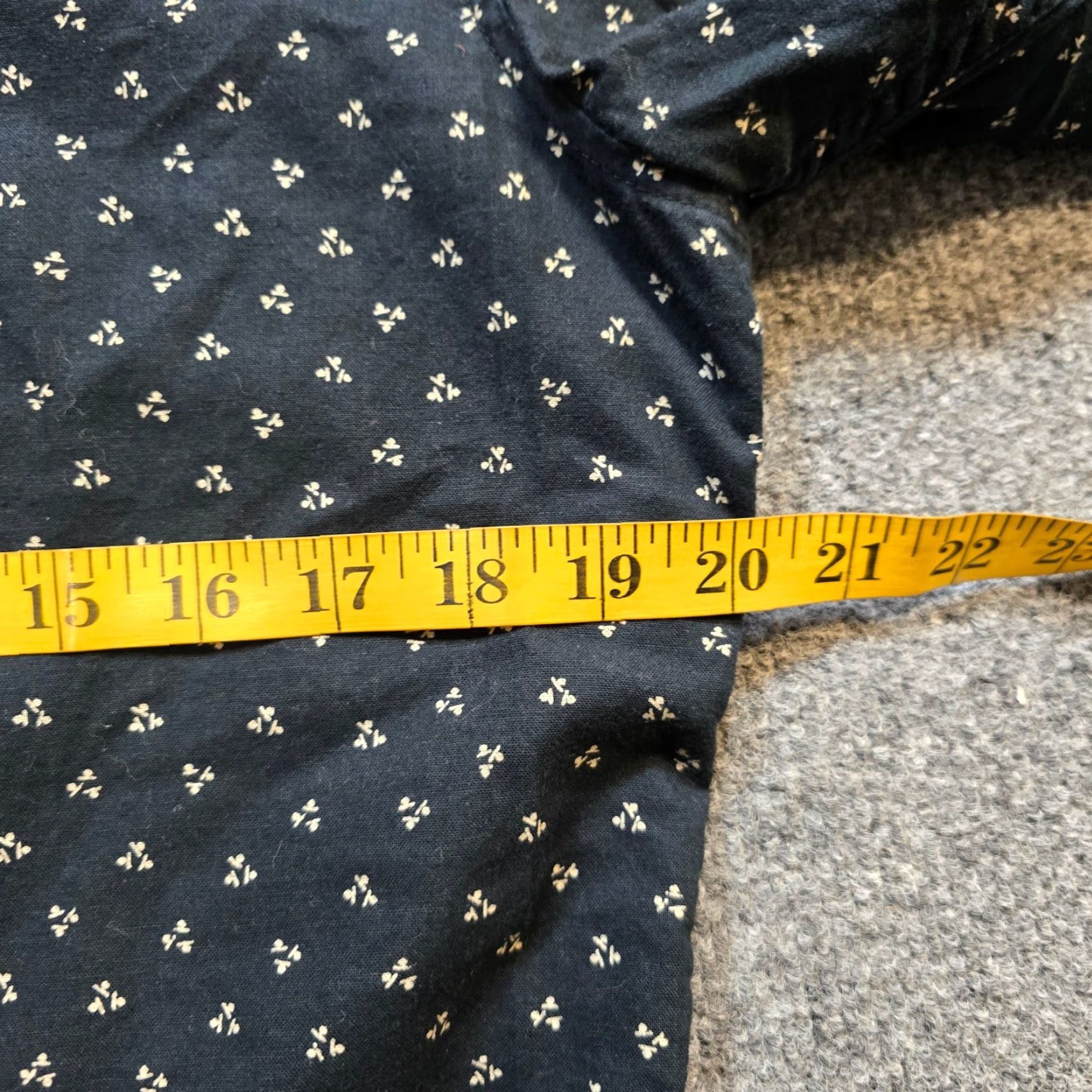 Ralph Lauren **Ralph Lauren Denim Supply Men's Black Small Floral Button-Up Shirt** User: **Black Ralph Lauren Denim Supply Men's Small Floral Button-Up Shirt** Size US S / EU 44-46 / 1 - 5 Thumbnail