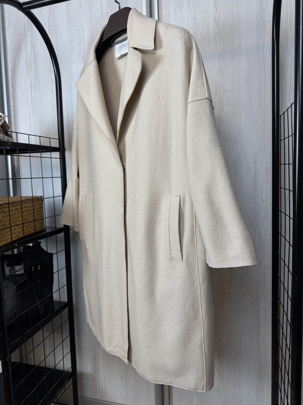 Harris Wharf London Harris Wharf London beige virgin wool trench coat Size L / US 10 / IT 46 - 7 Thumbnail