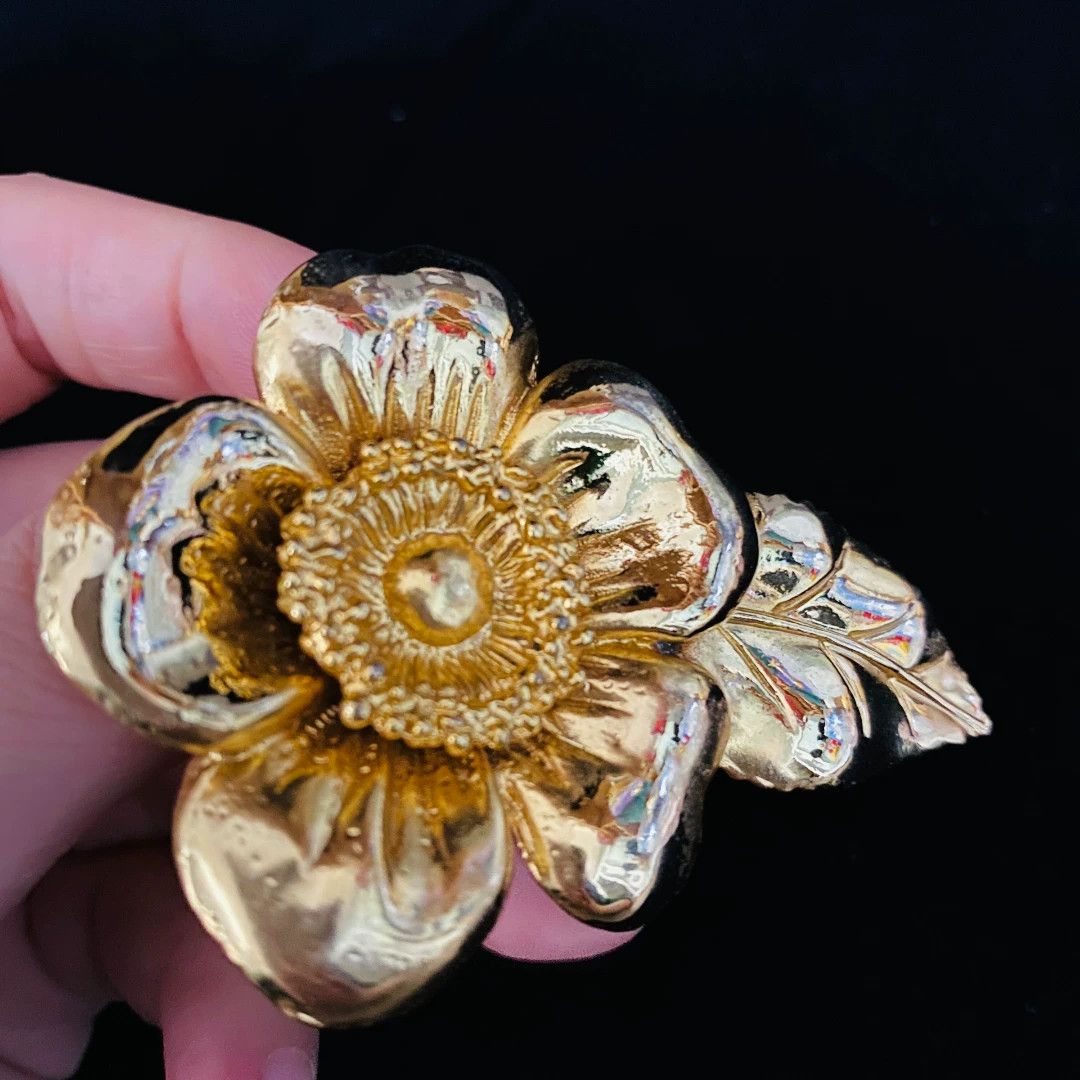 Kenzo KENZO Vintage Peach Blossom Brooch Size ONE SIZE - 1 Thumbnail