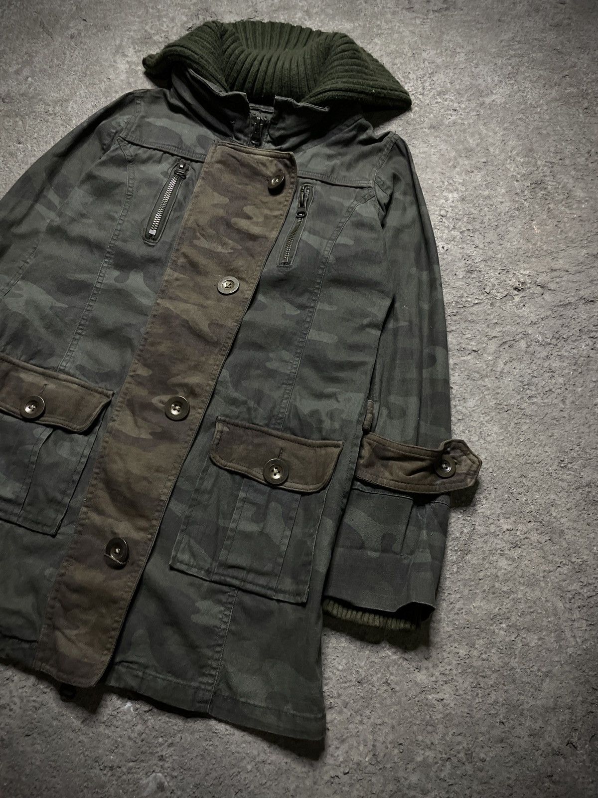 Japanese Brand 2000’s Public Space - Apocalypse Style Camo Parka Size US M / EU 48-50 / 2 - 5 Thumbnail