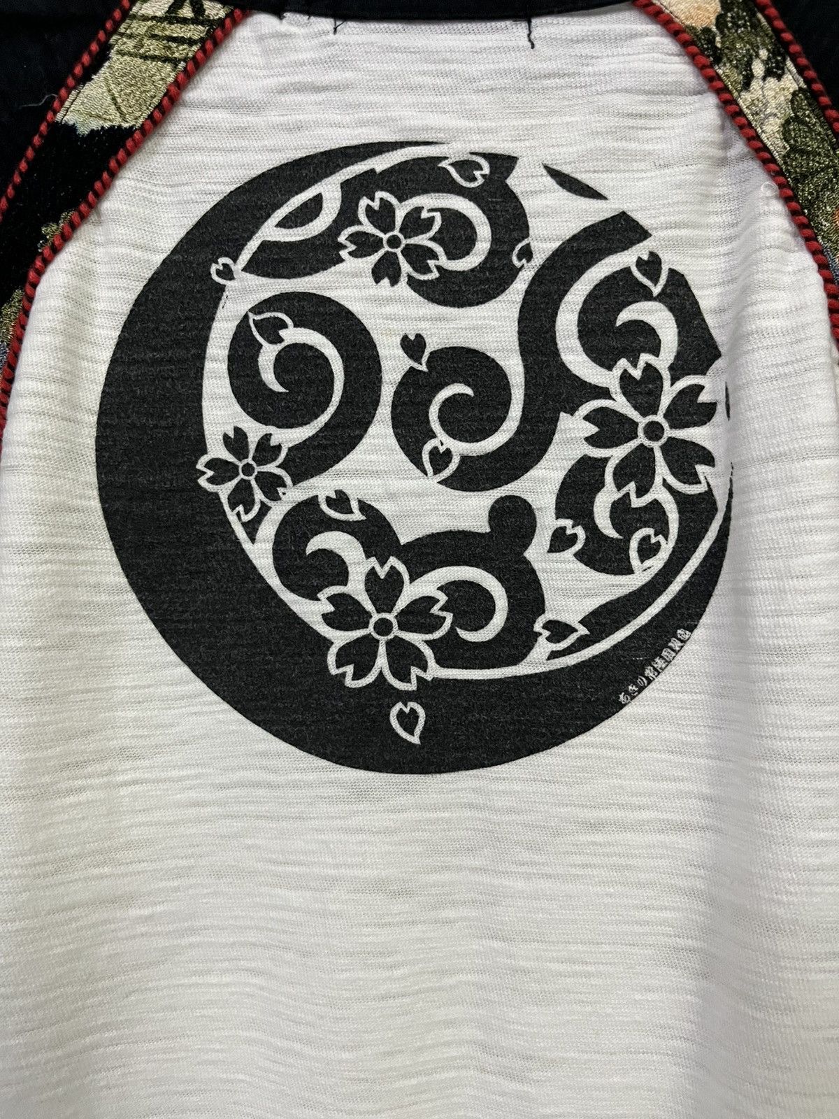 Japanese Brand Sukajan tee Size US L / EU 52-54 / 3 - 9 Thumbnail