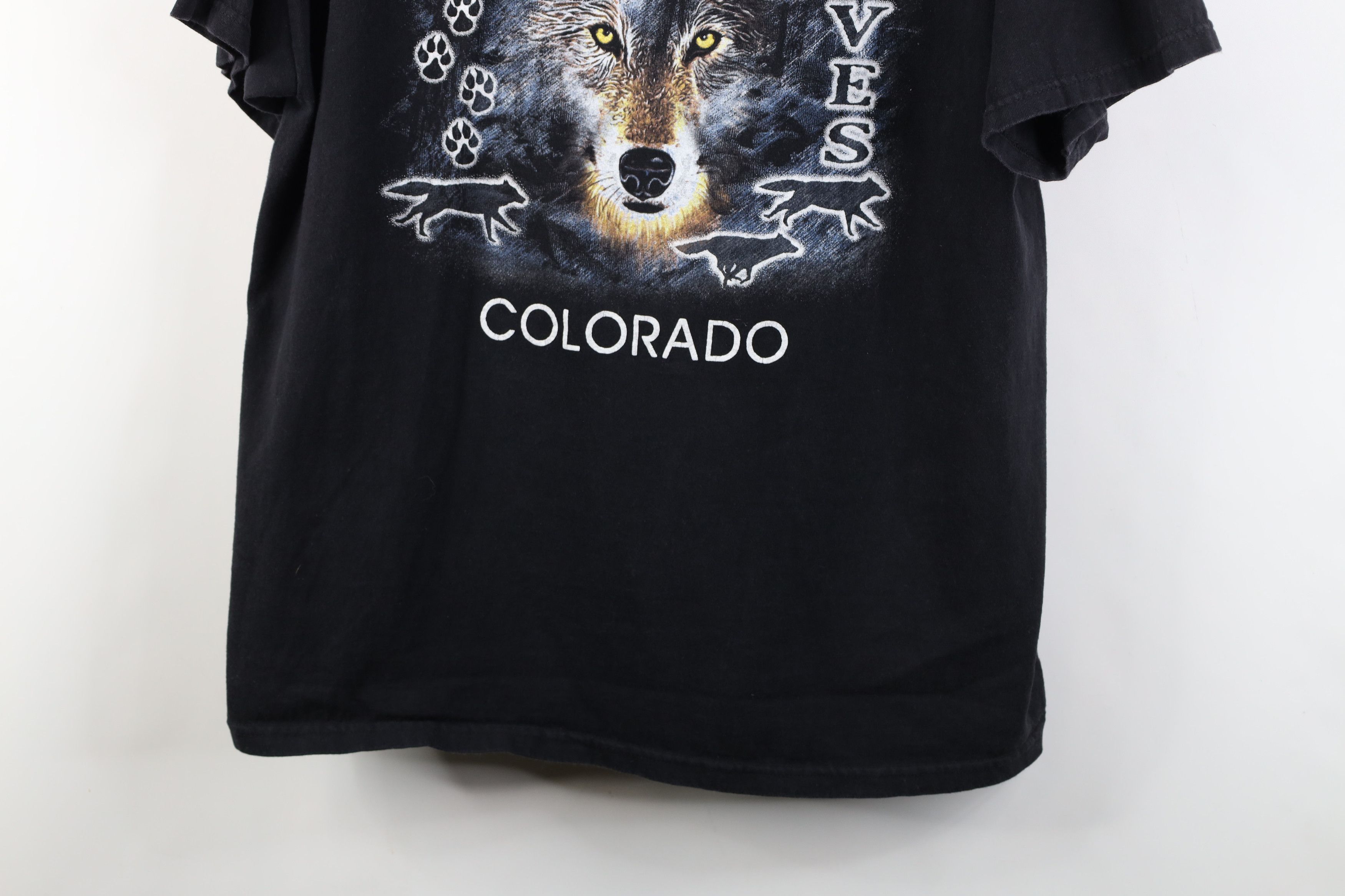 Vintage Vintage 90s Streetwear Wolves Short Sleeve T-Shirt Black Size US XL / EU 56 / 4 - 3 Thumbnail