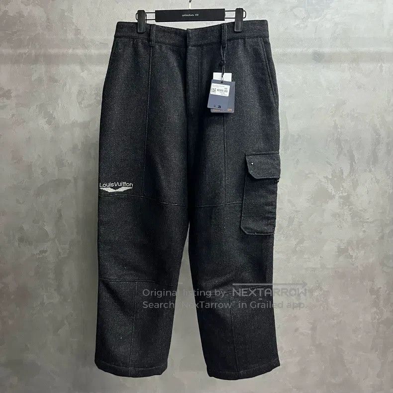 Louis Vuitton Louis Vuitton size US 50 25 Grey Solid Midrise Straight-Leg Size US 34 / EU 50 - 1 Thumbnail