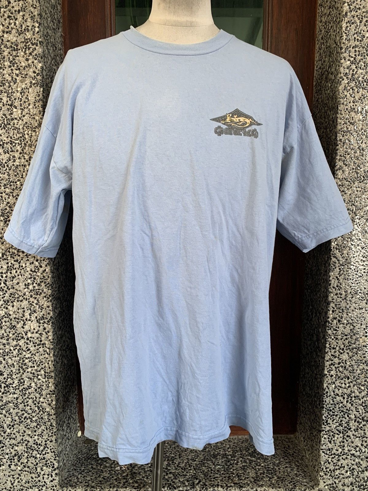 Vintage Vintage 90s Gecko Hawaii Surf / Surfing / Surfboards T shirt Size US XL / EU 56 / 4 - 6 Thumbnail